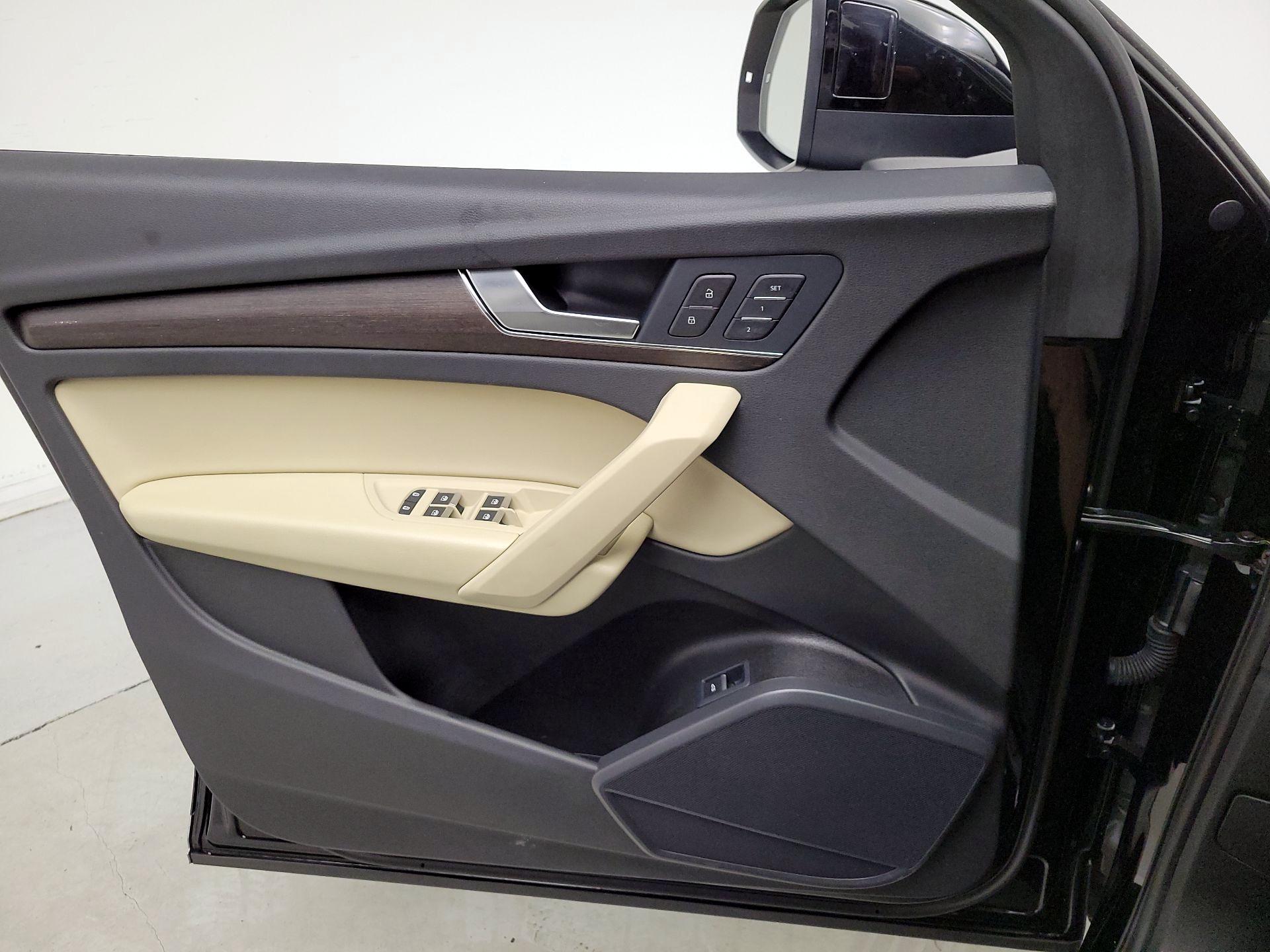 Thumbnail: 2024 Audi Q5 - 12