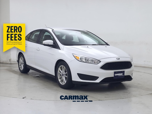 White 2017 Ford Focus SE Sedan Front-Wheel Drive Automatic
