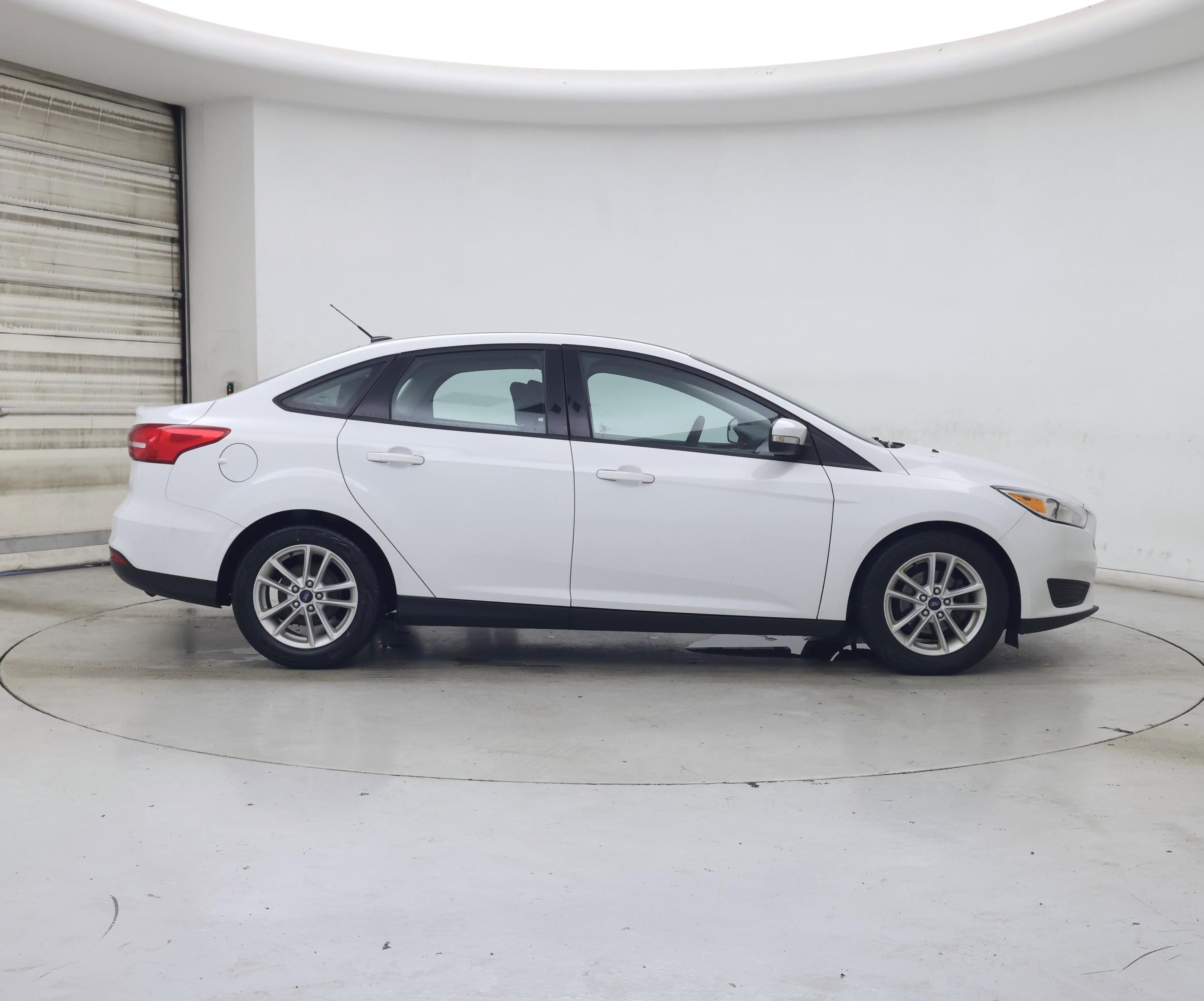 Thumbnail: 2017 Ford Focus - 7