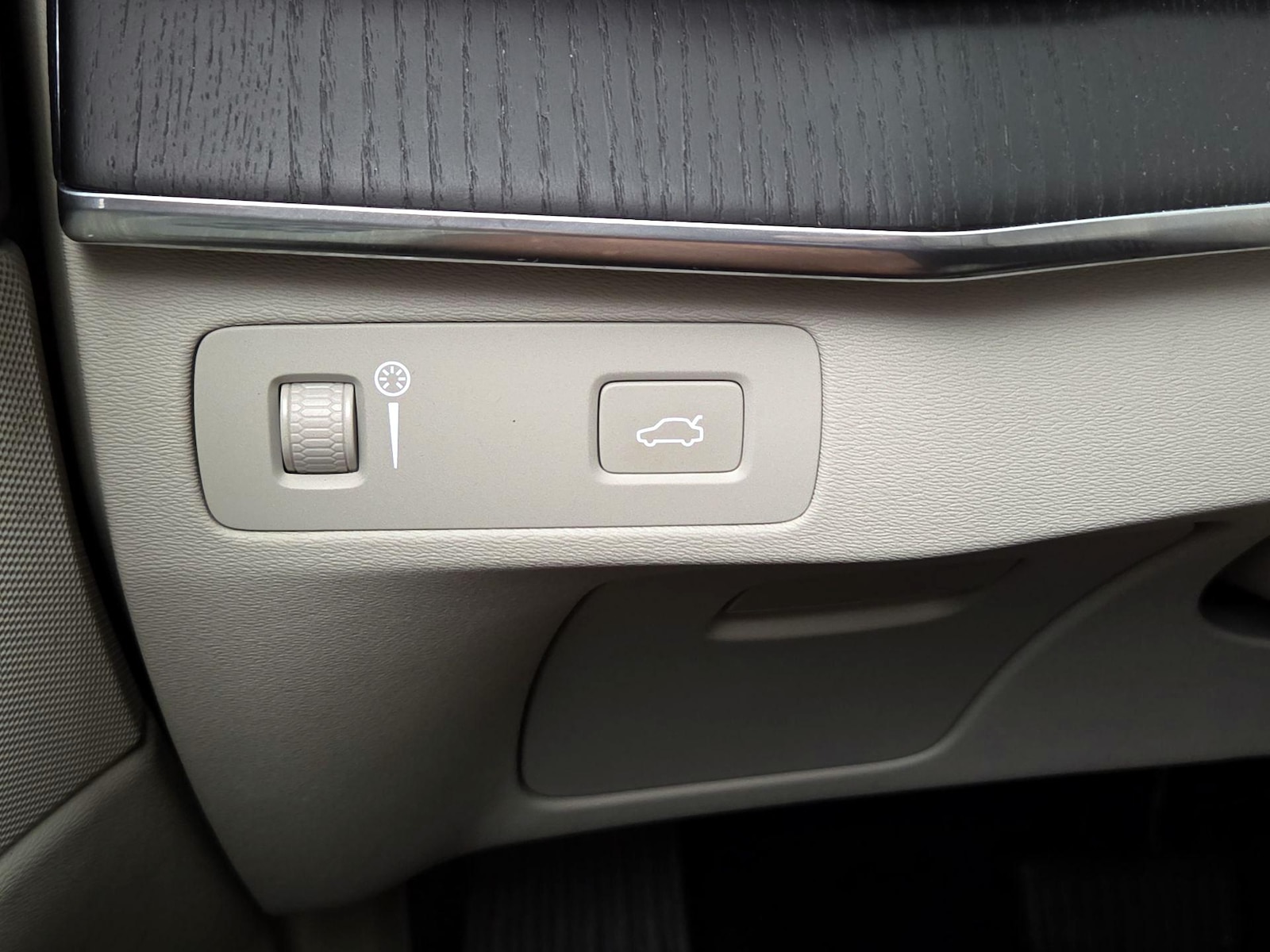 2020 Volvo XC90 Momentum - Photo 14