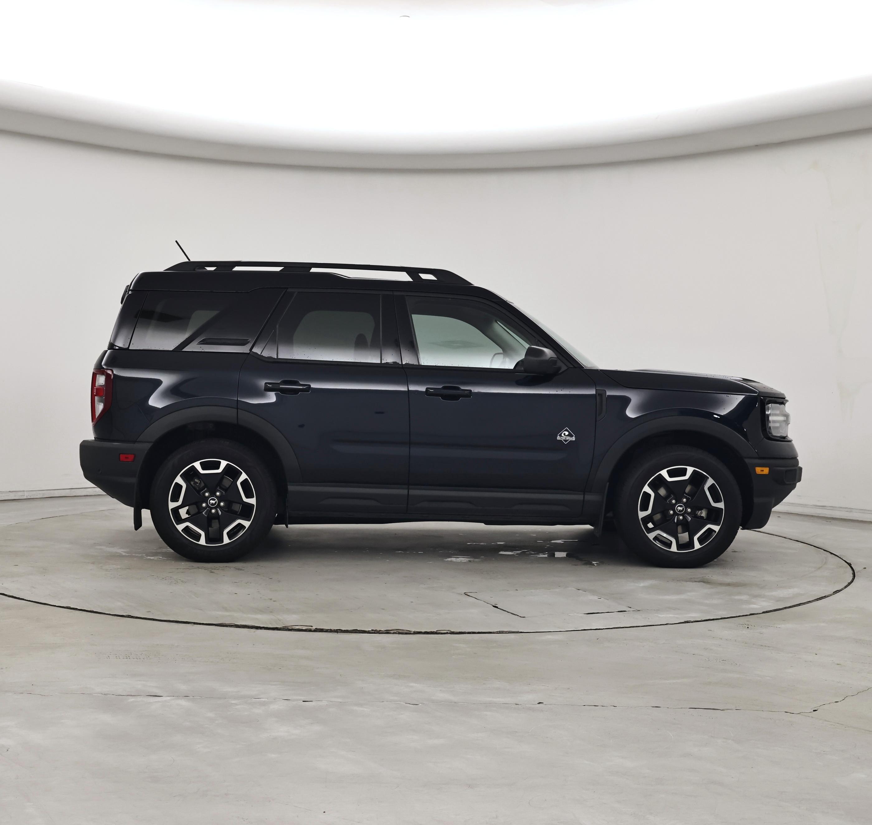 Thumbnail: 2022 Ford Bronco Sport - 7