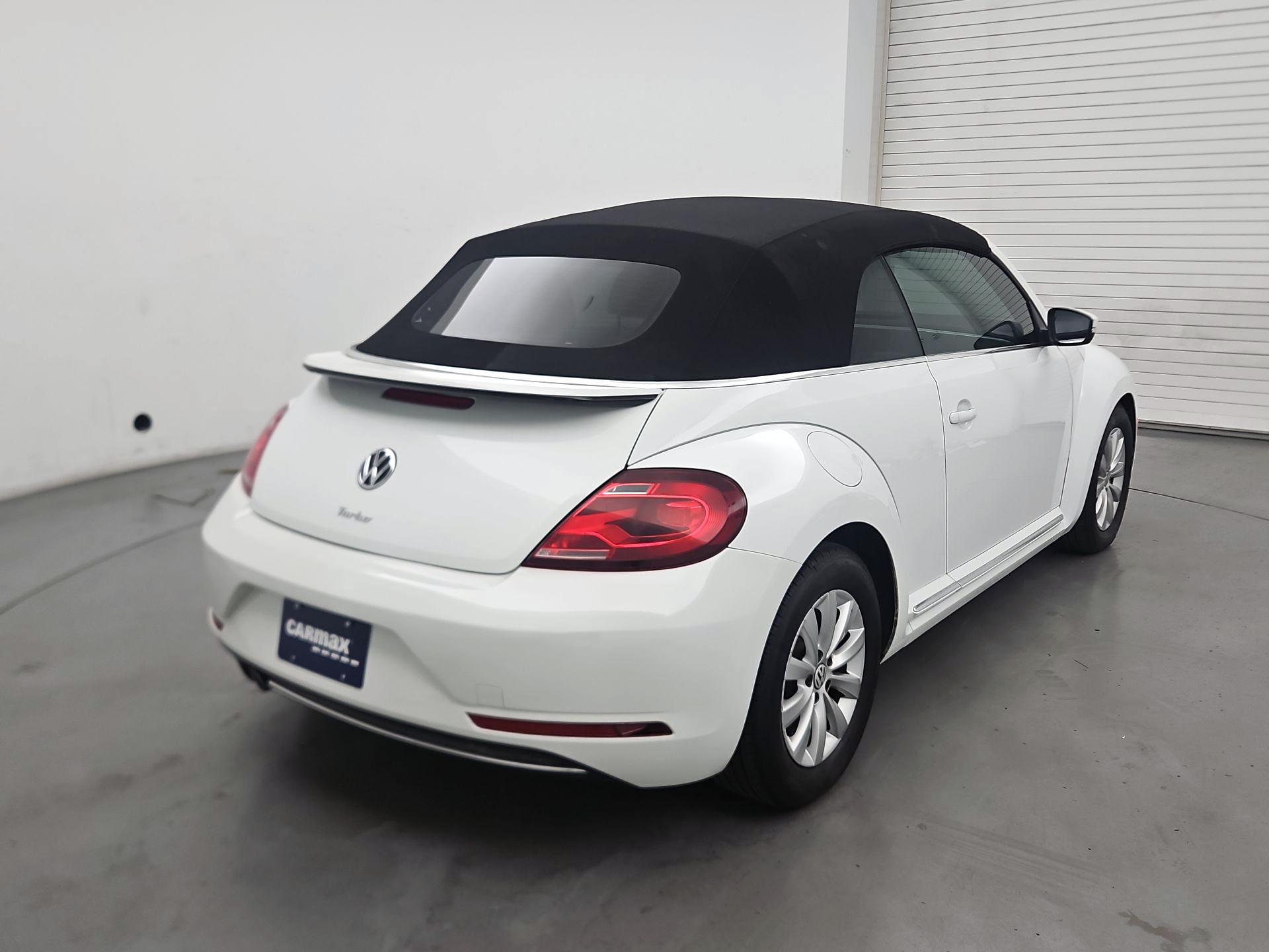 Thumbnail: 2019 Volkswagen Beetle - 5