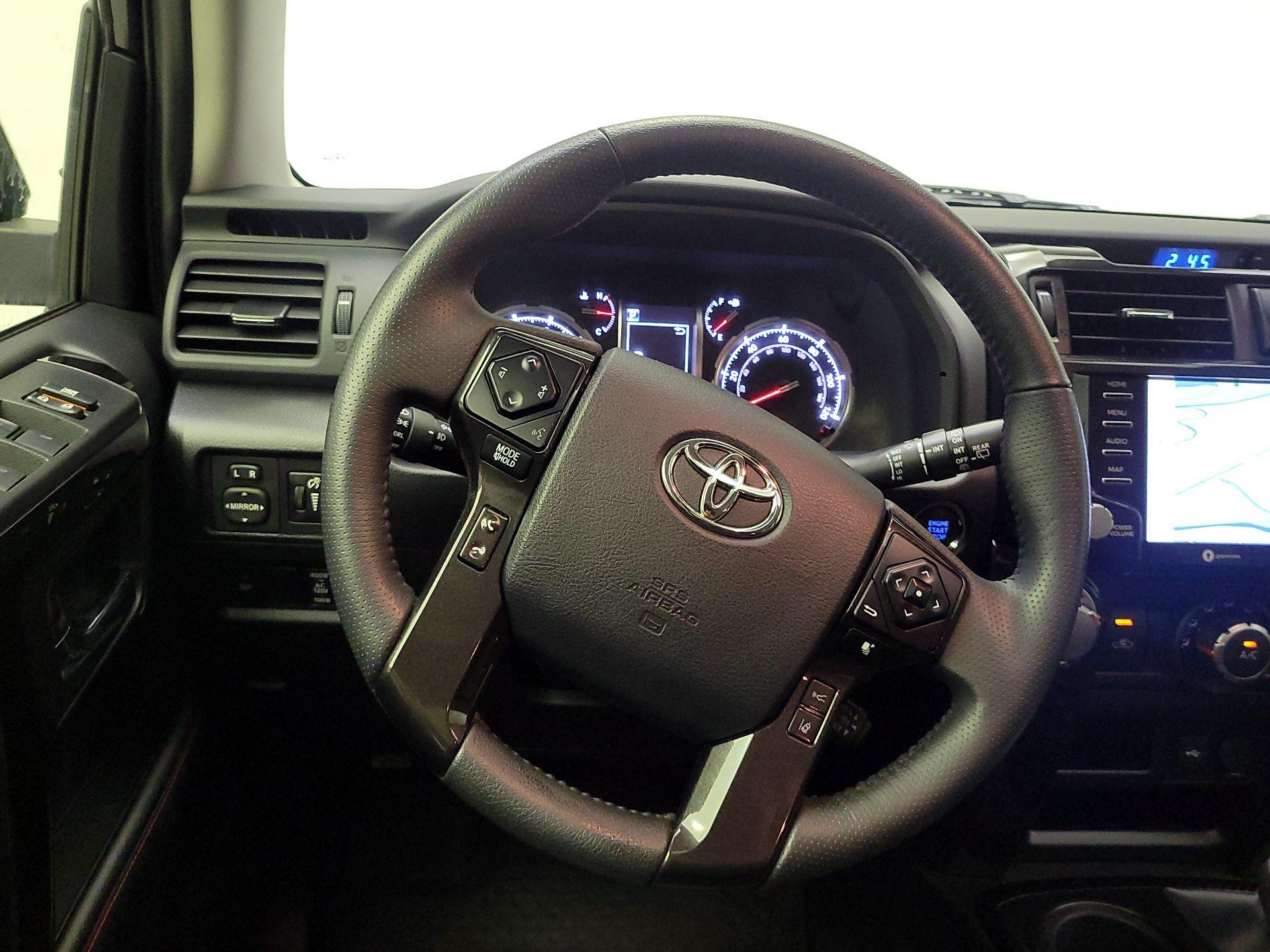 Thumbnail: 2021 Toyota 4Runner - 10