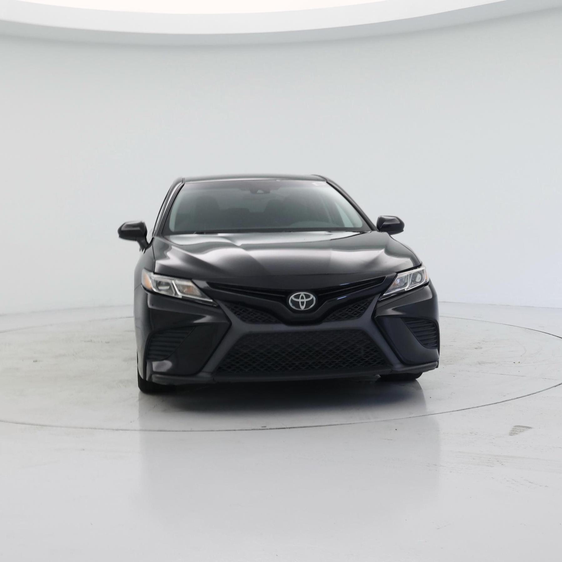 Thumbnail: 2018 Toyota Camry - 5