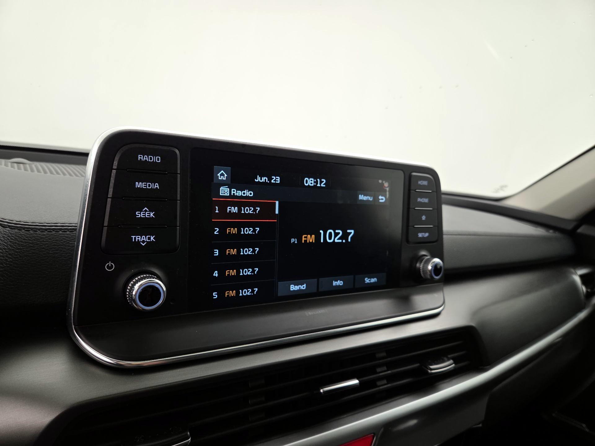 Thumbnail: 2021 Kia Telluride - 15