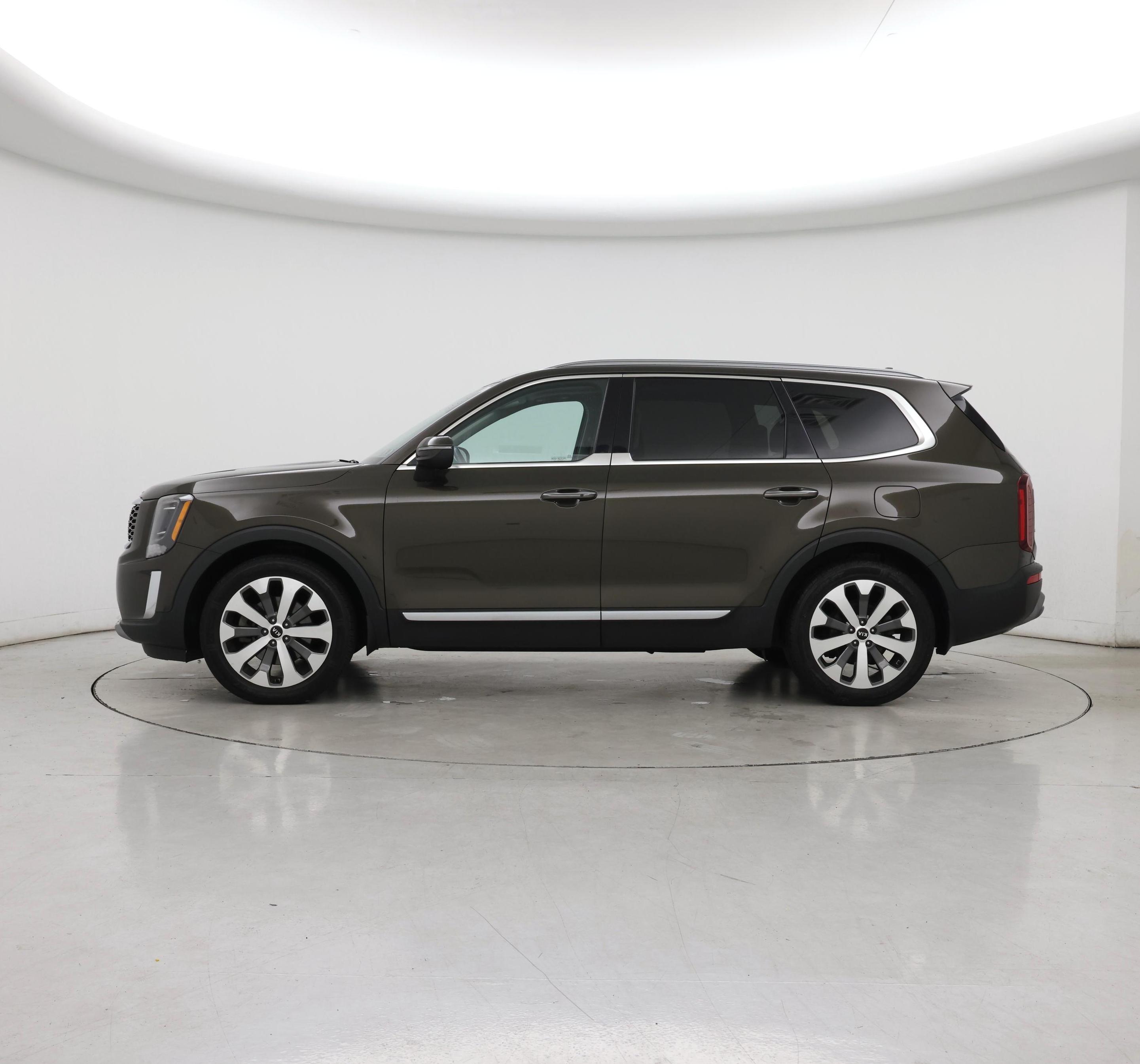 Thumbnail: 2021 Kia Telluride - 3