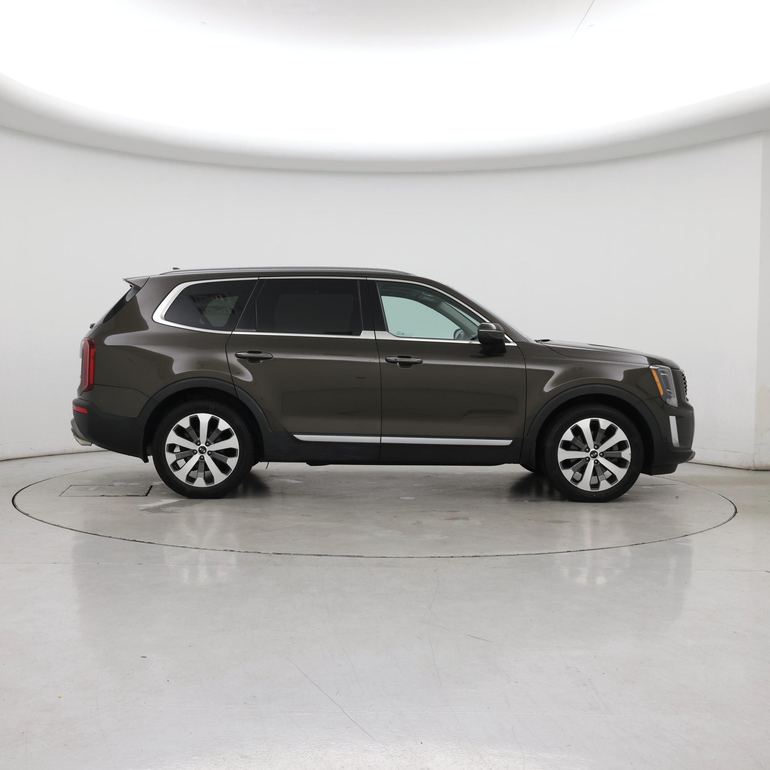 Thumbnail: 2021 Kia Telluride - 7