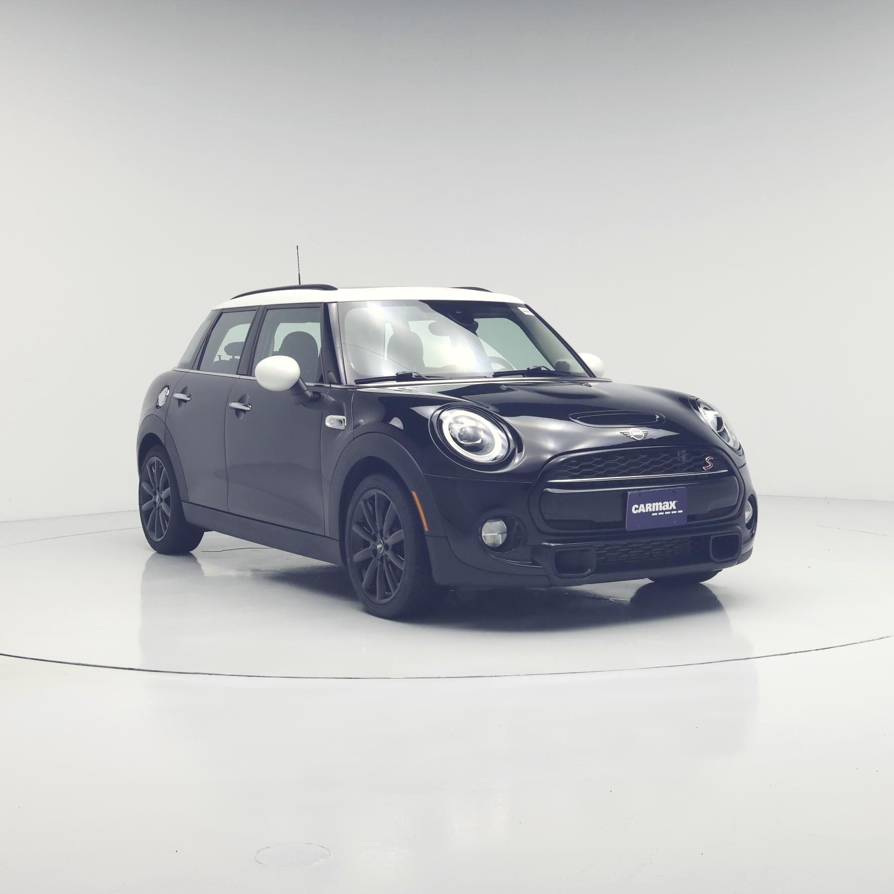Black 2019 MINI Cooper Hatchback Front-Wheel Drive Manual