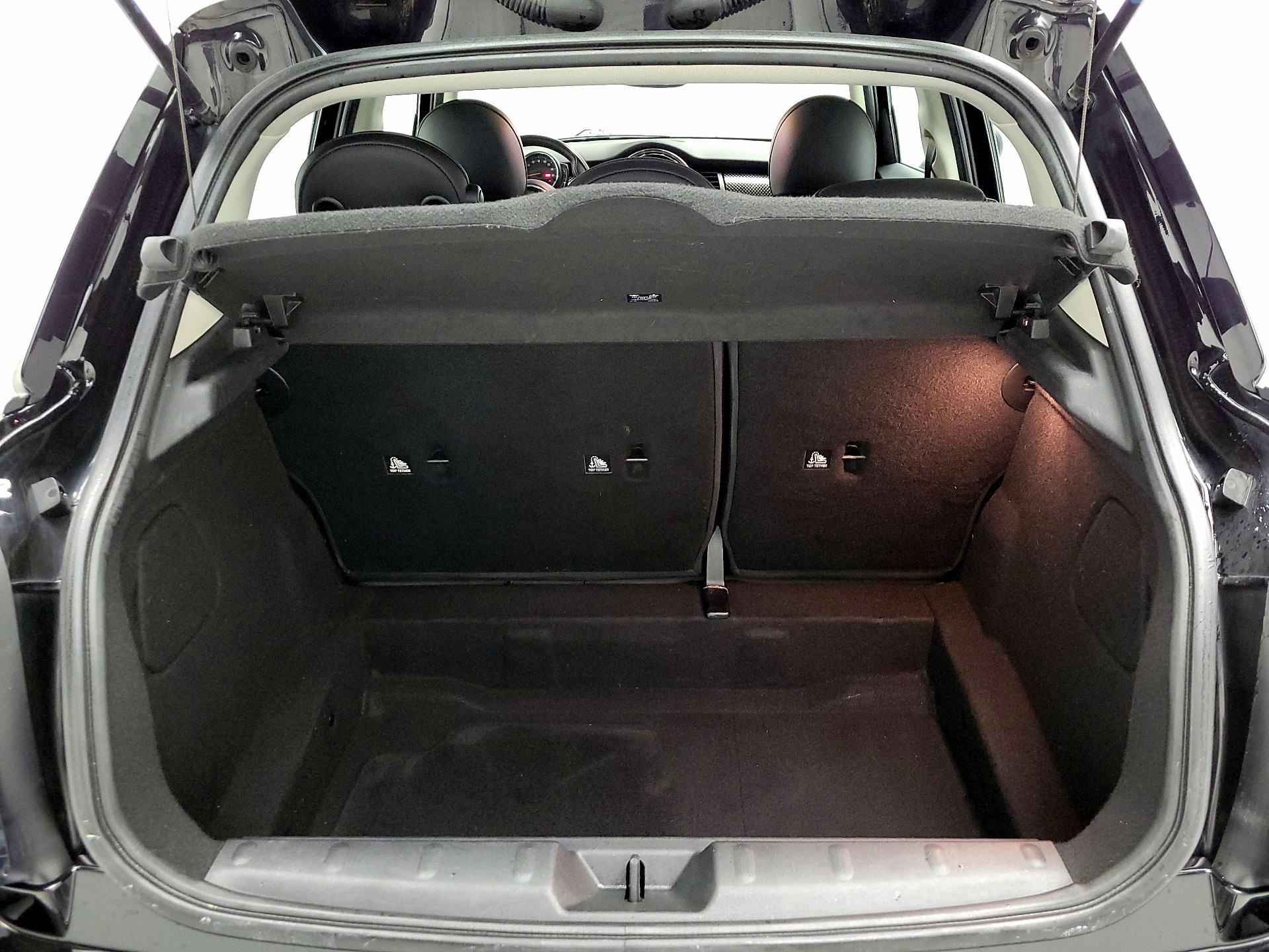 Thumbnail: 2019 MINI Cooper Hardtop - 20