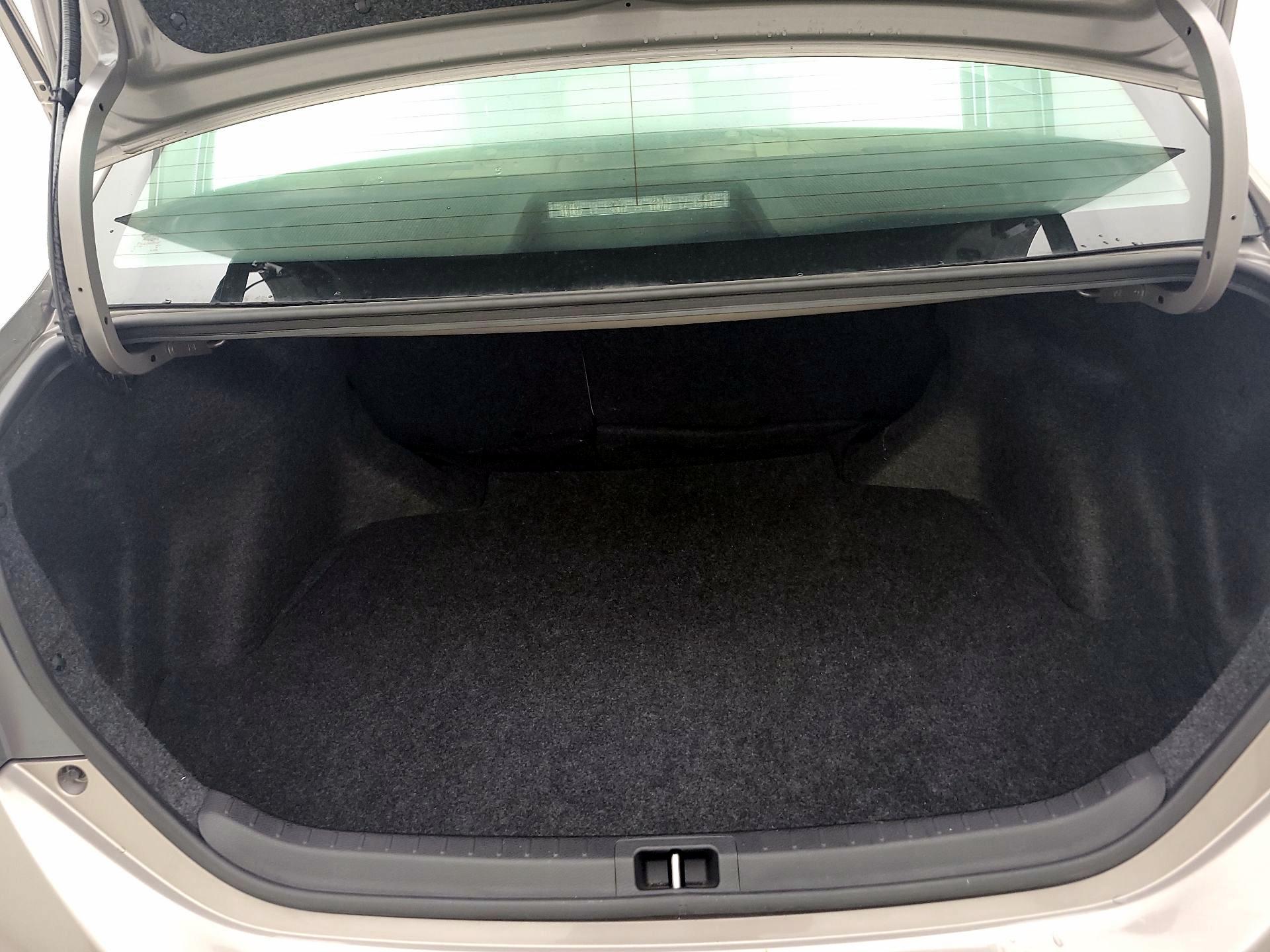Thumbnail: 2014 Toyota Corolla - 20