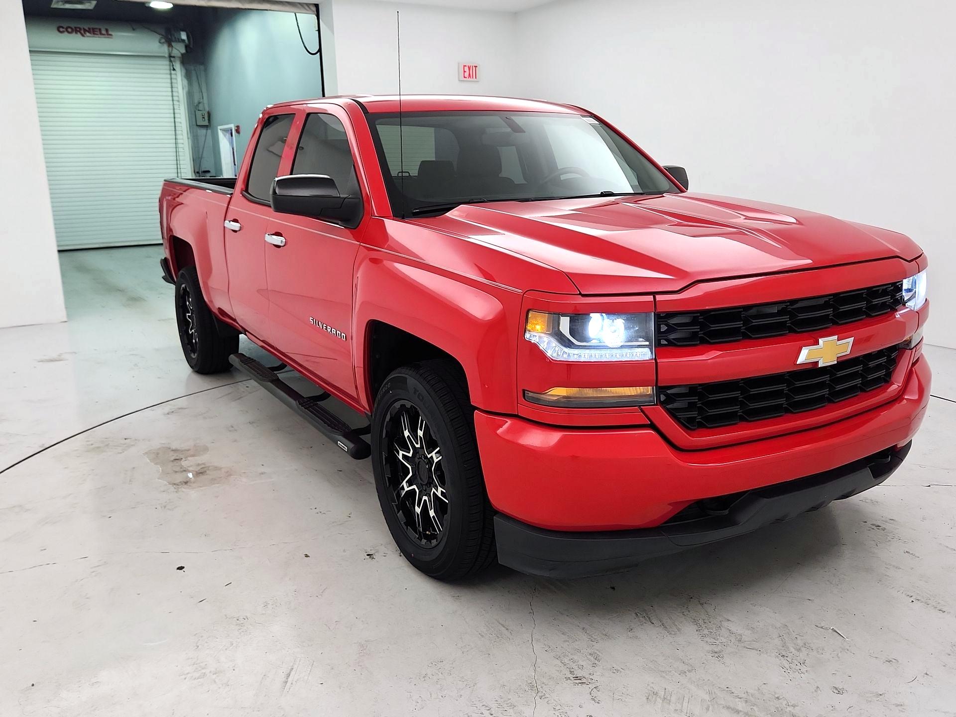 Thumbnail: 2016 Chevrolet Silverado 1500 - 1