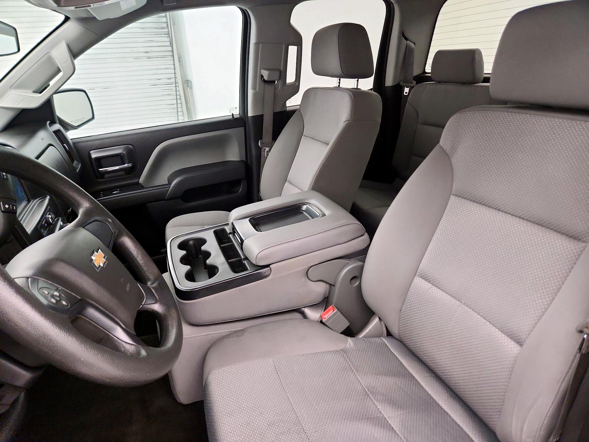 Thumbnail: 2016 Chevrolet Silverado 1500 - 9