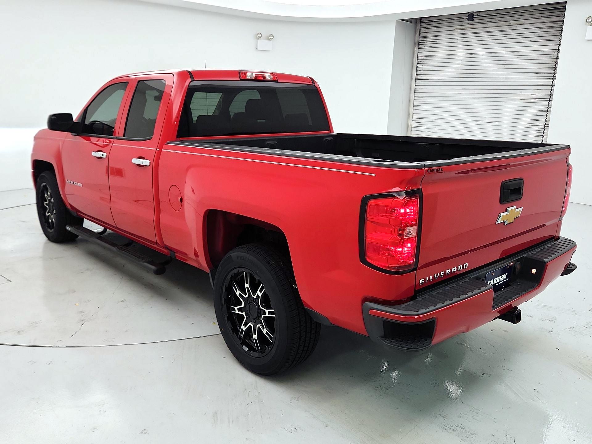 Thumbnail: 2016 Chevrolet Silverado 1500 - 7