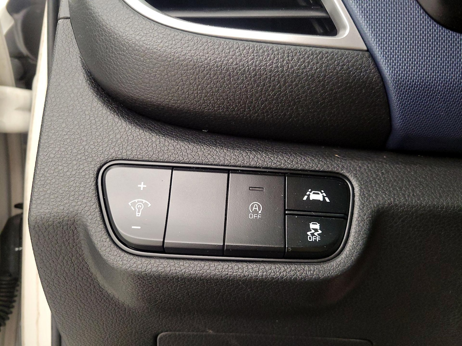 2021 Kia Seltos S - Photo 14