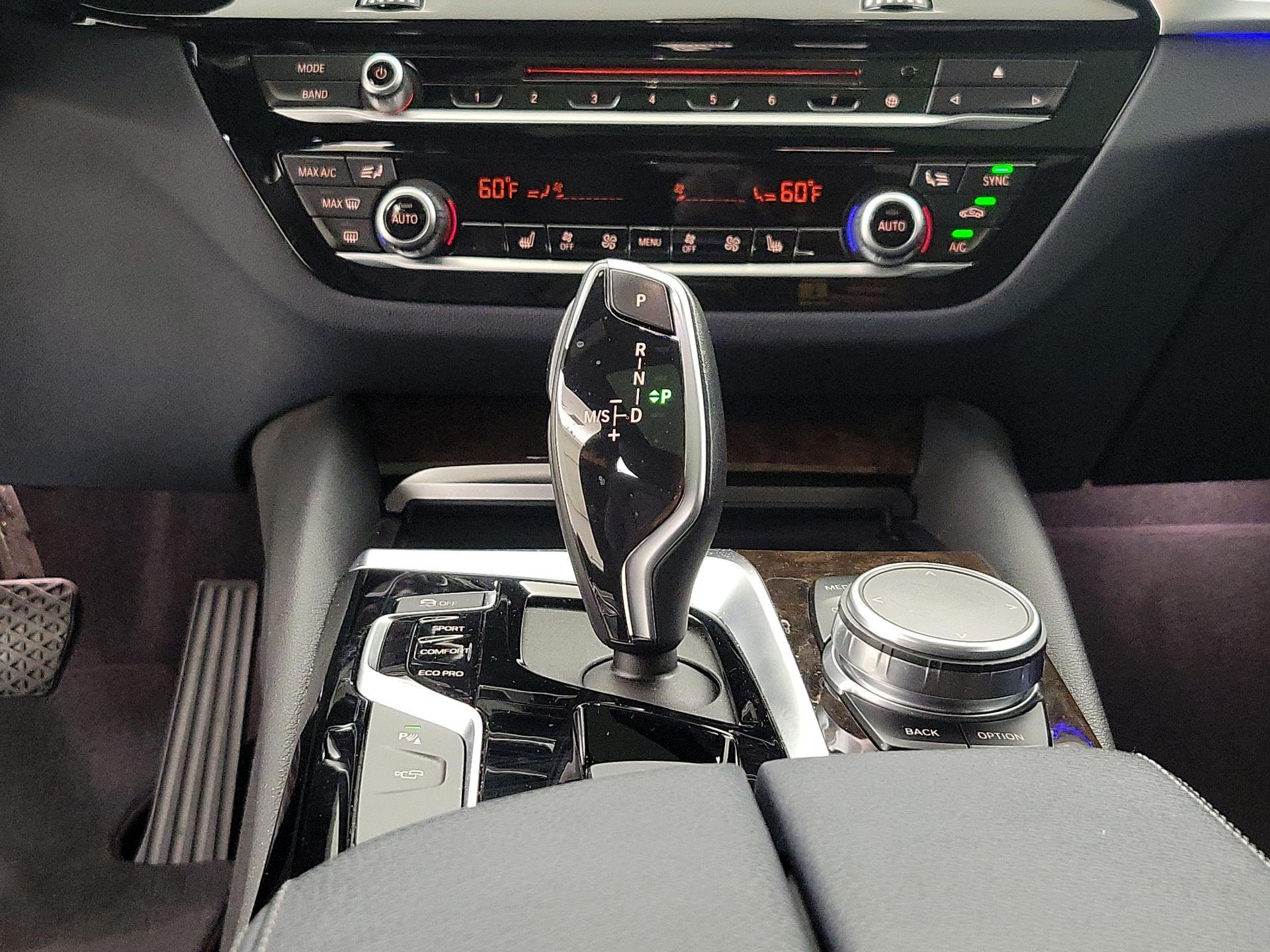 Thumbnail: 2019 BMW 5 Series - 17