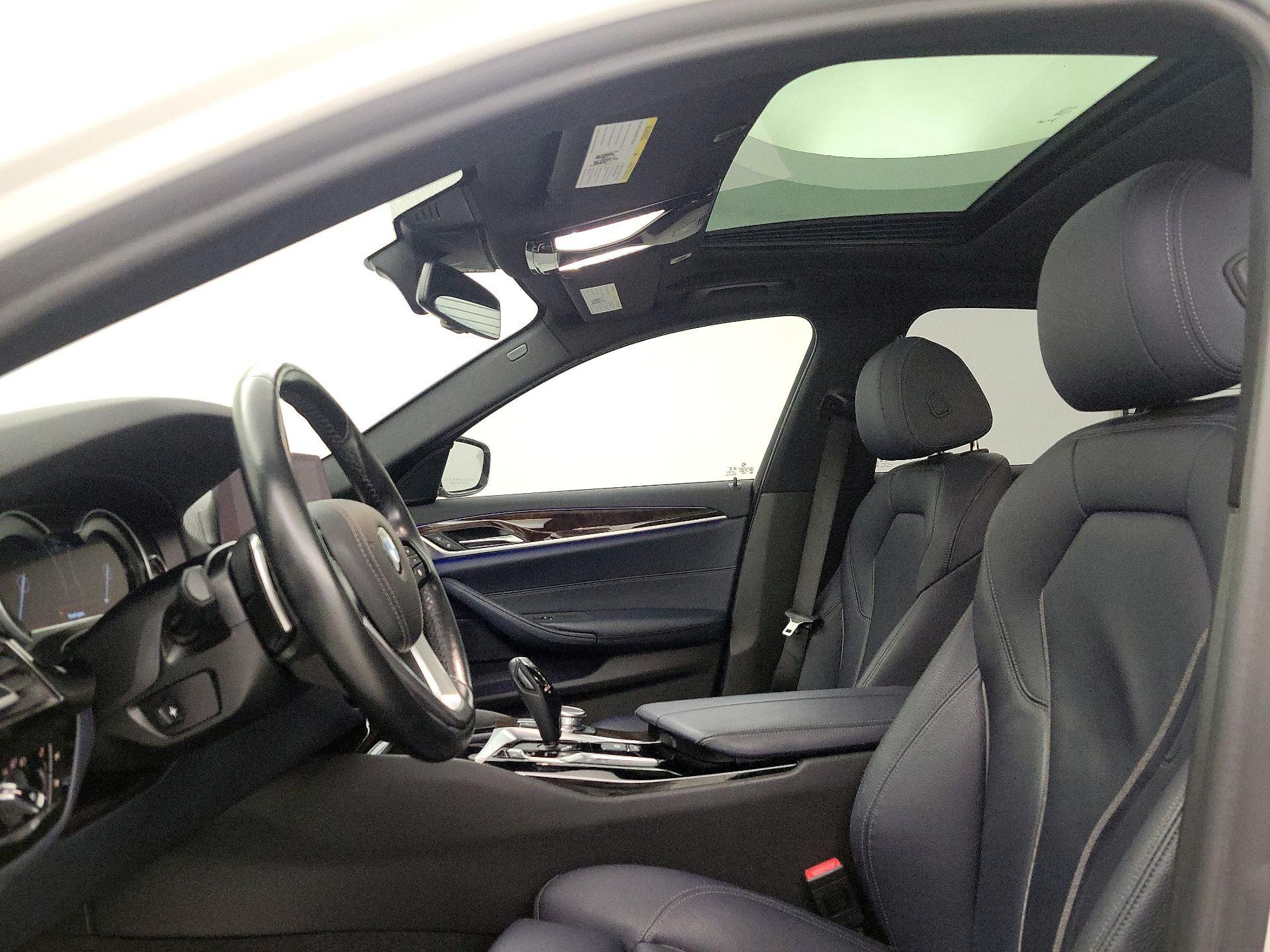 Thumbnail: 2019 BMW 5 Series - 19