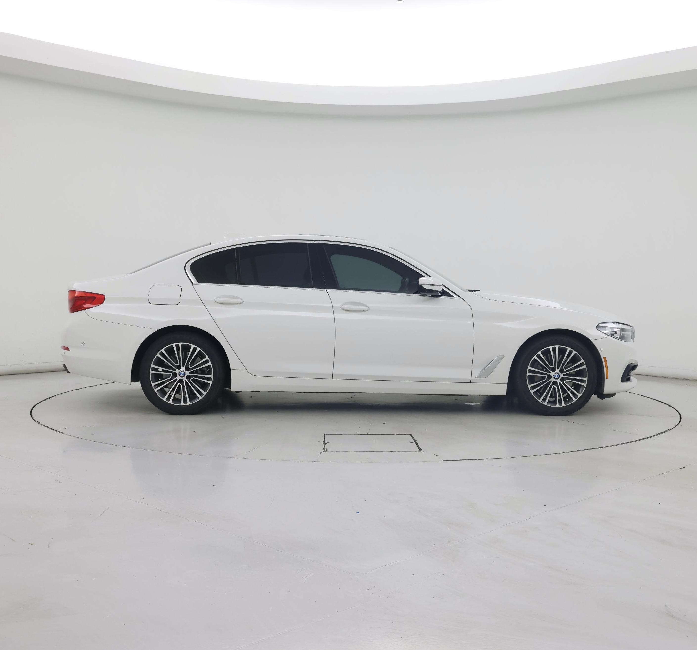 Thumbnail: 2019 BMW 5 Series - 7