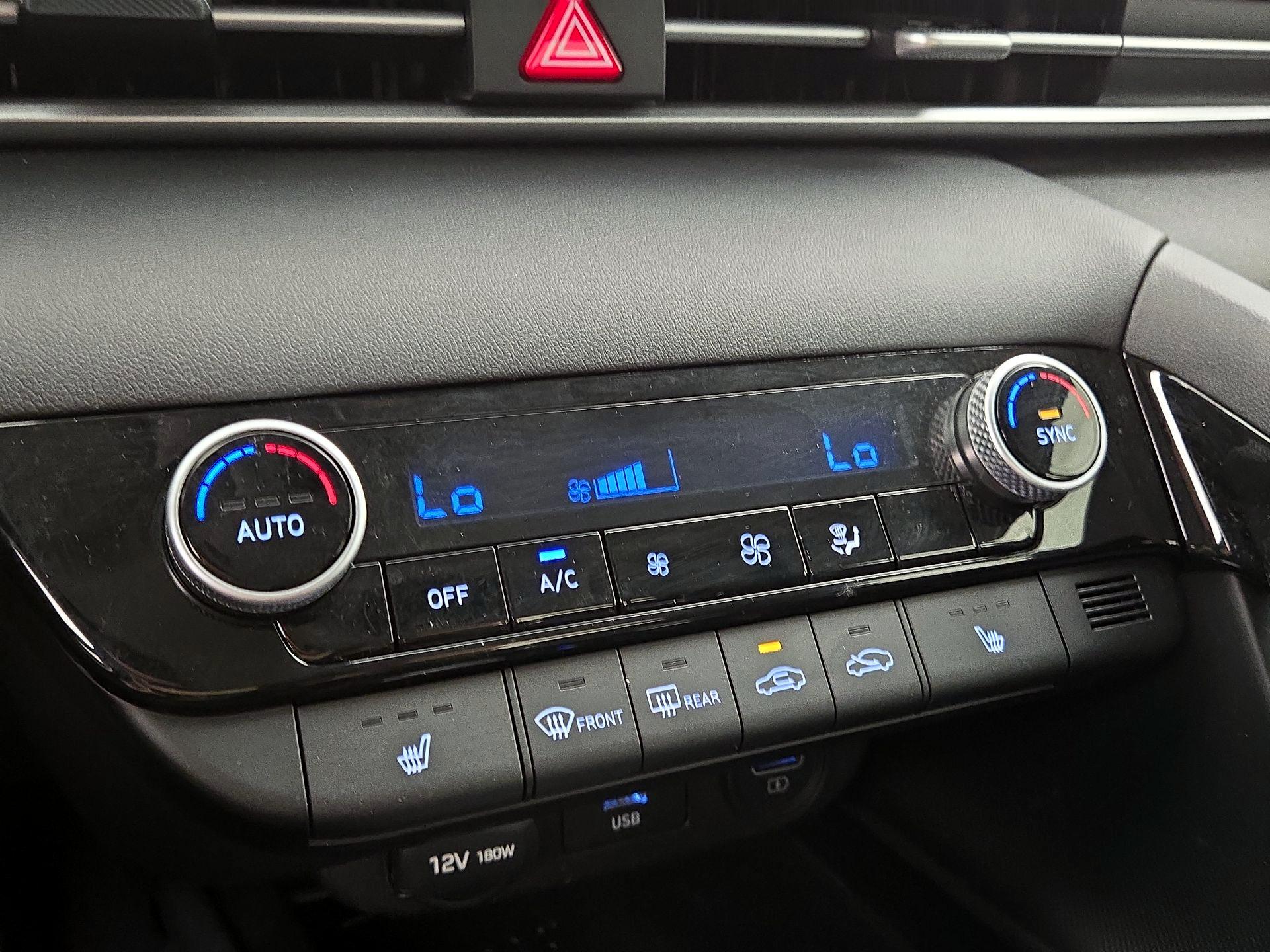 Thumbnail: 2021 Hyundai Elantra - 16