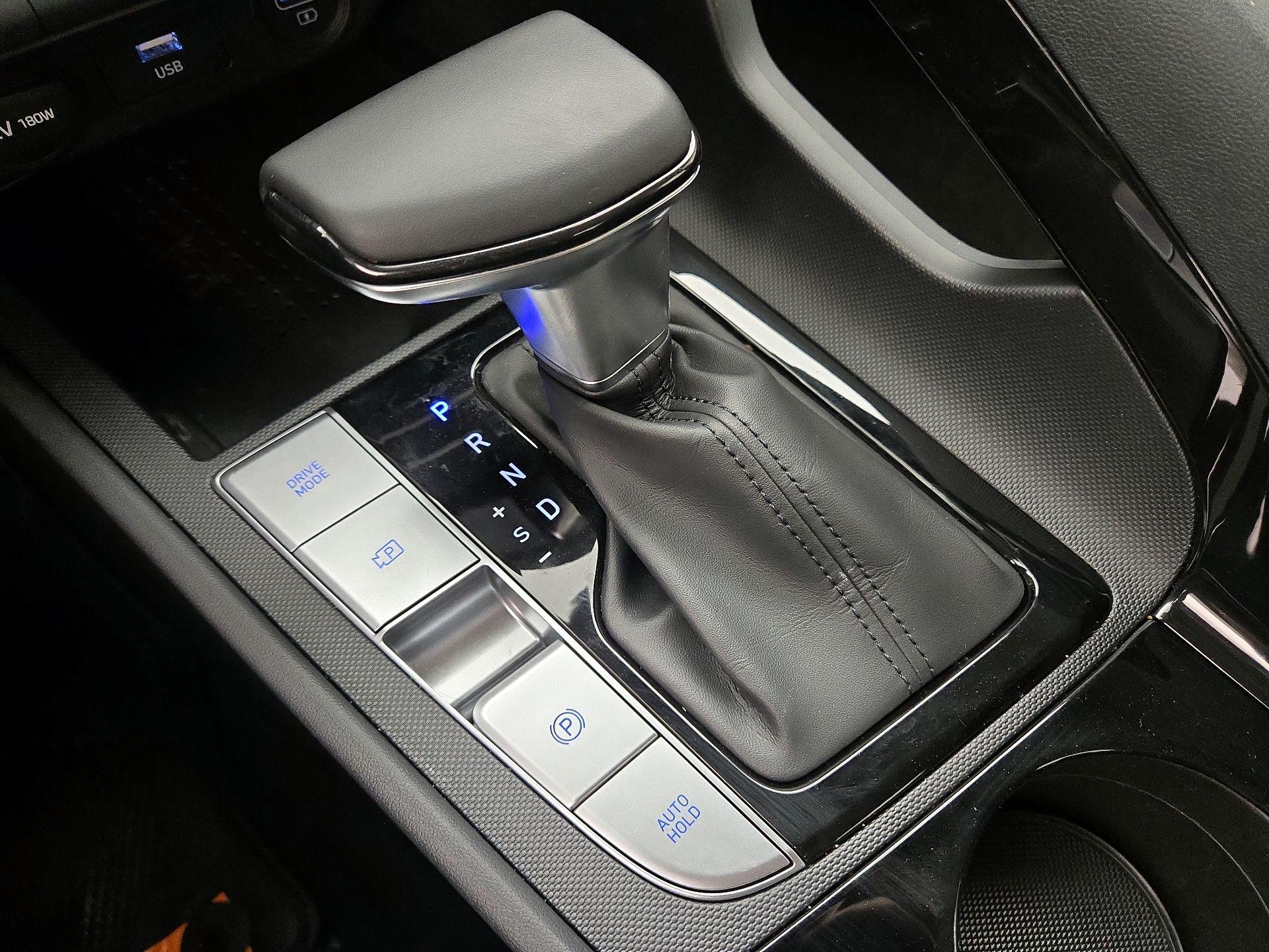 Thumbnail: 2021 Hyundai Elantra - 17