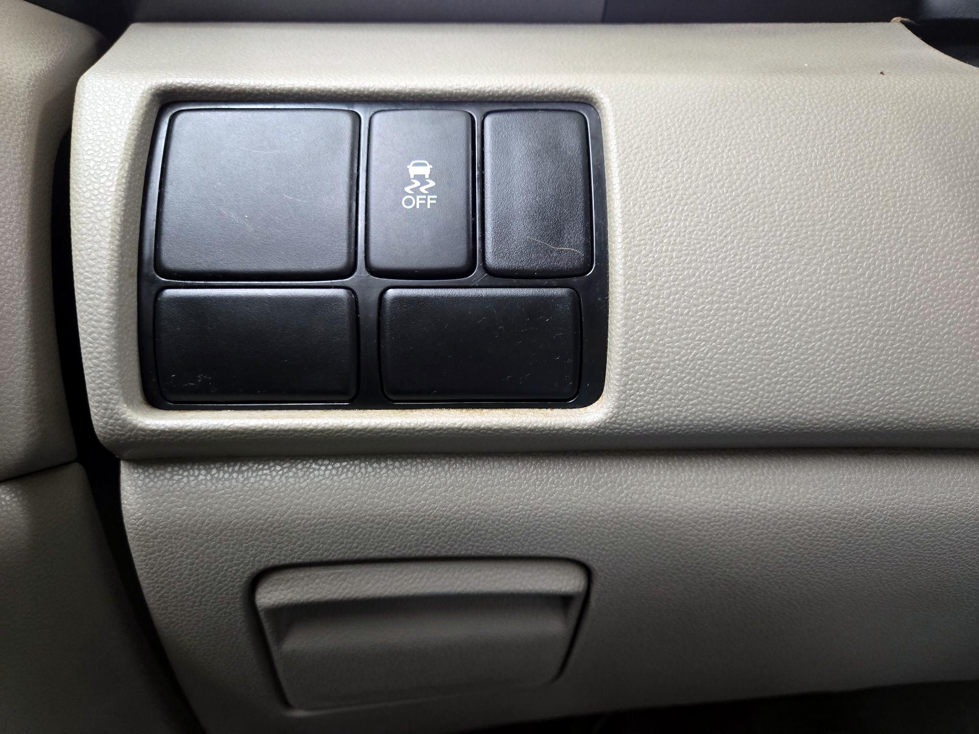 Thumbnail: 2017 Honda Odyssey - 13