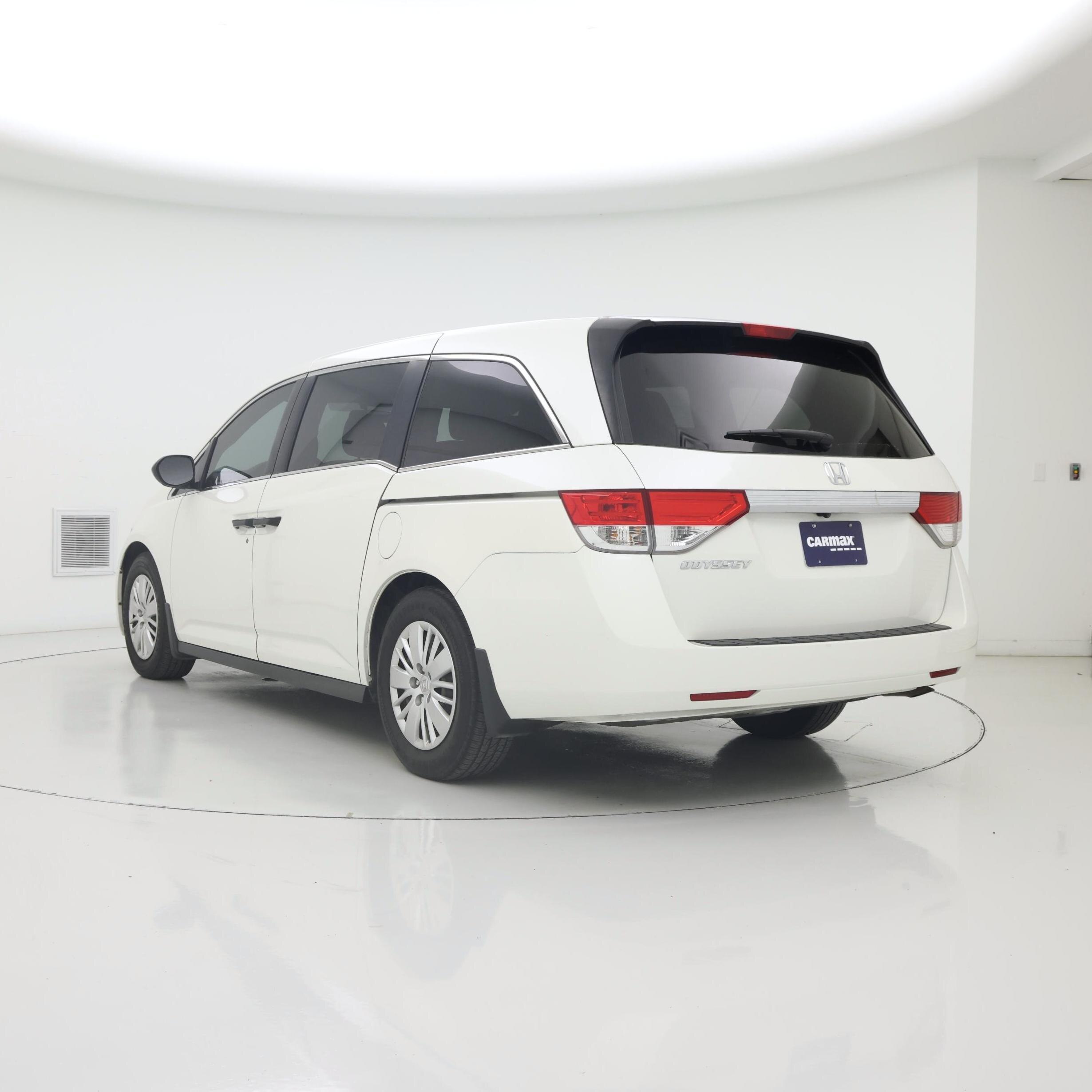 Thumbnail: 2017 Honda Odyssey - 2