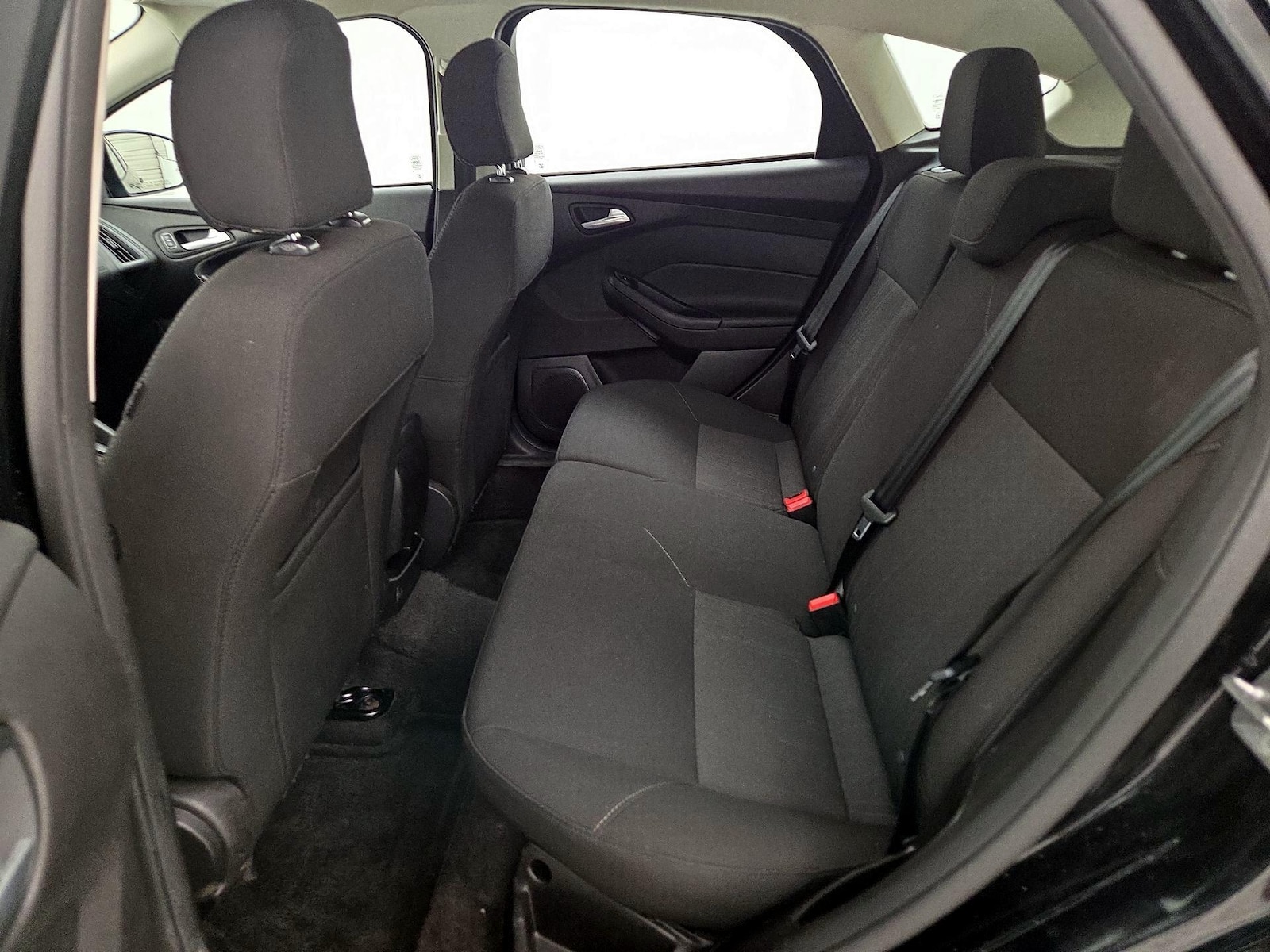 2017 Ford Focus SE - Photo 20