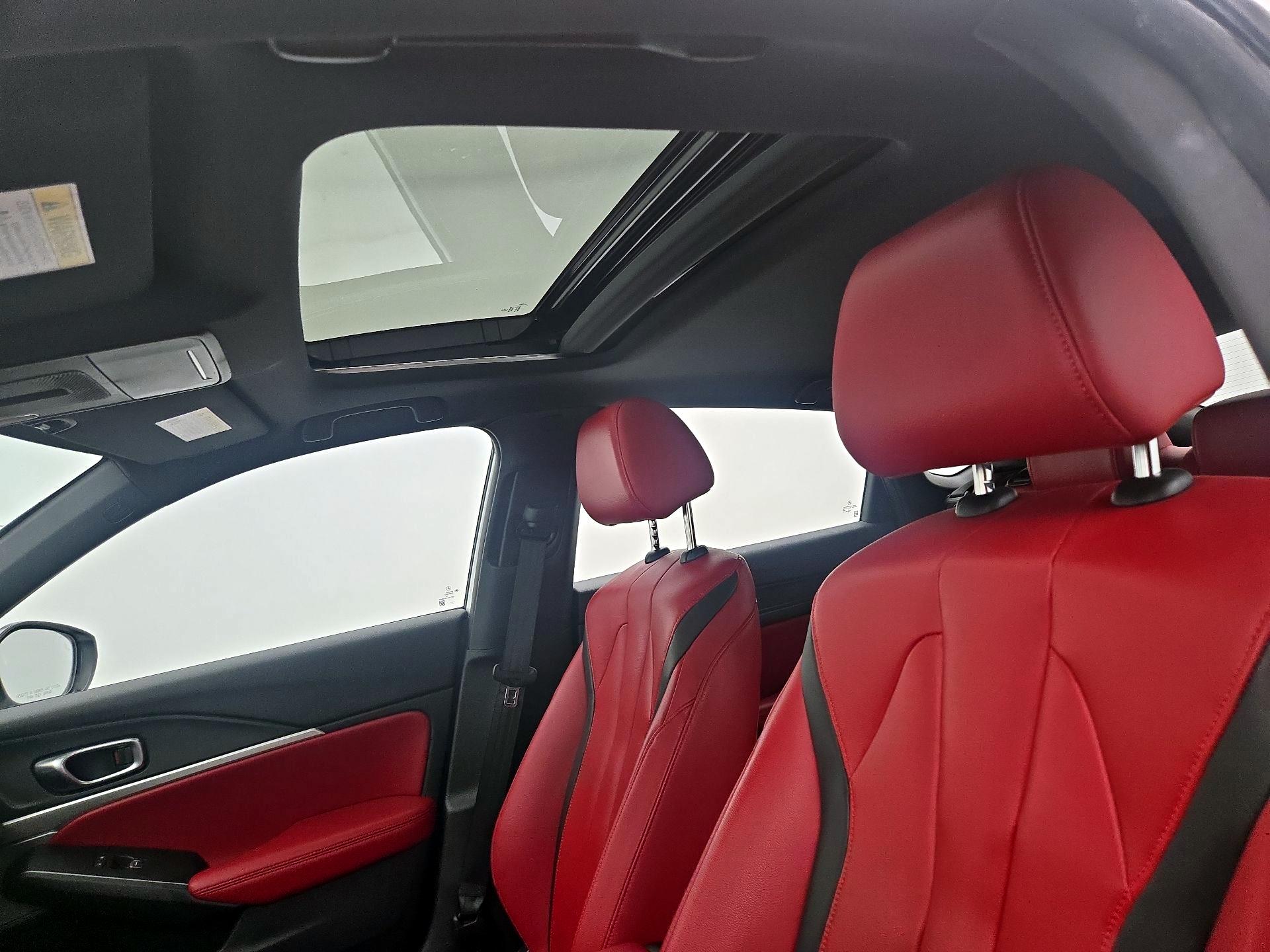 Thumbnail: 2023 Acura Integra - 19