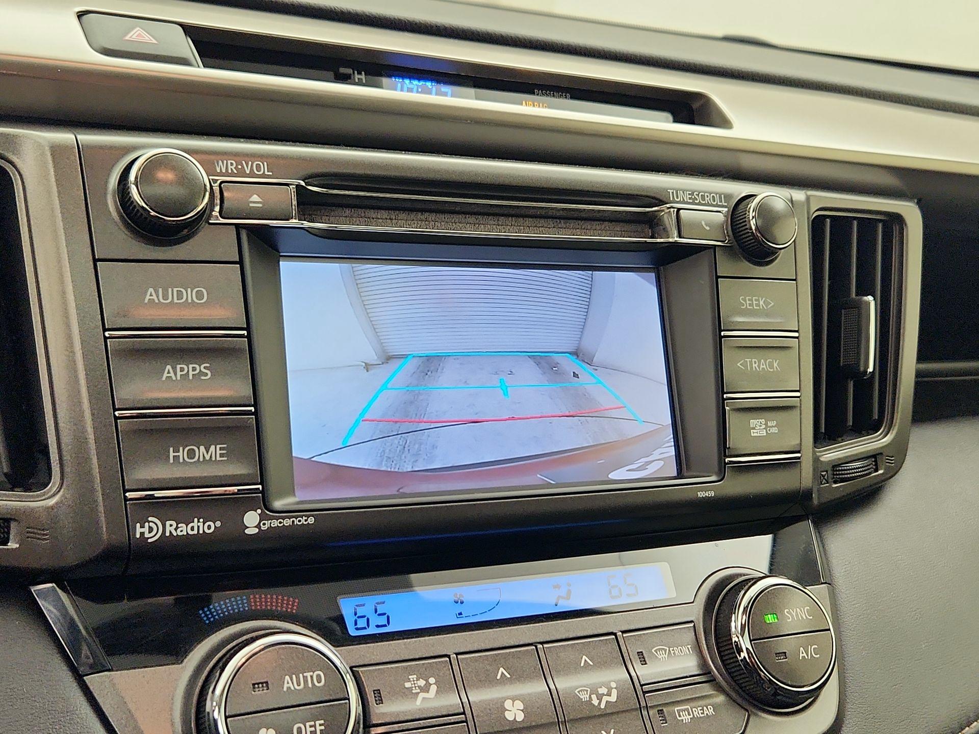 Thumbnail: 2015 Toyota RAV4 - 14