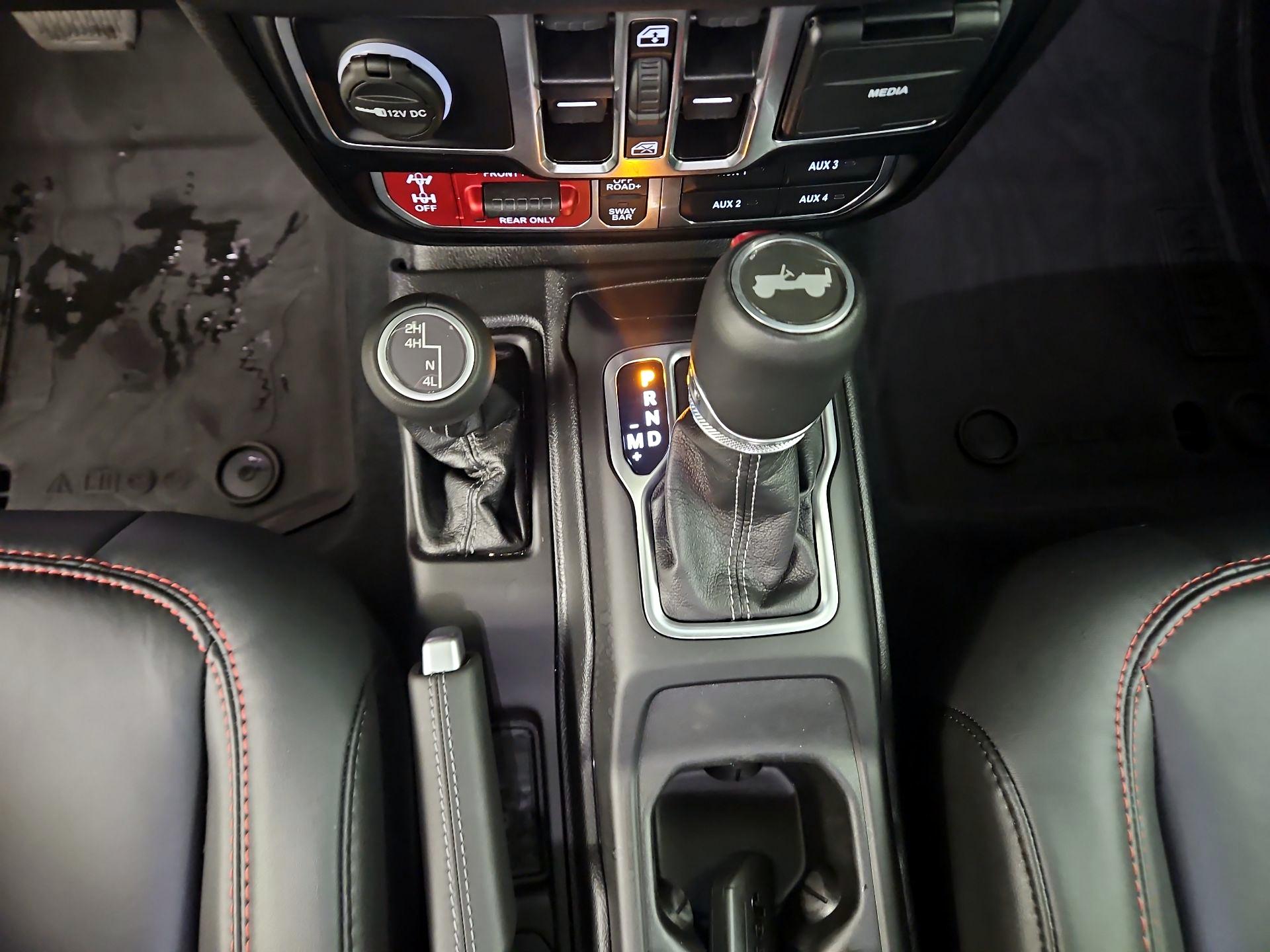 Thumbnail: 2024 Jeep Wrangler - 18
