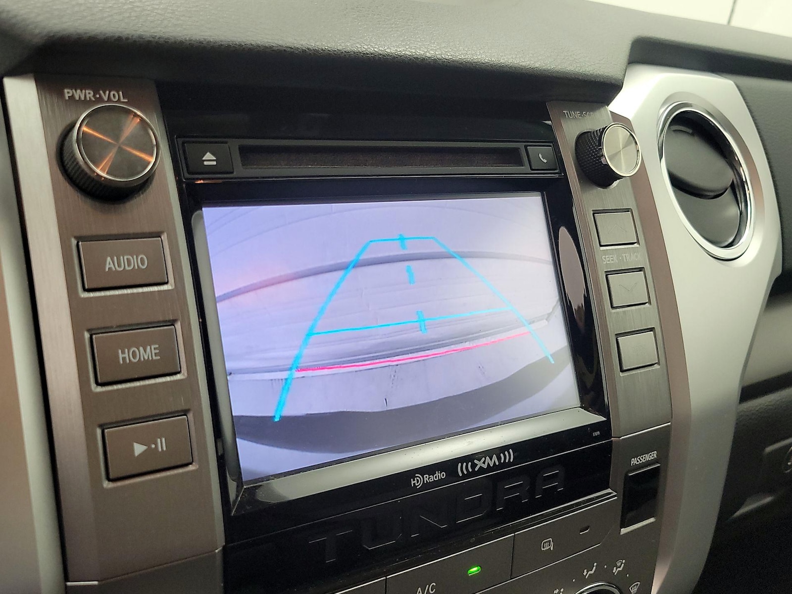 2014 Toyota Tundra SR5 - Photo 15