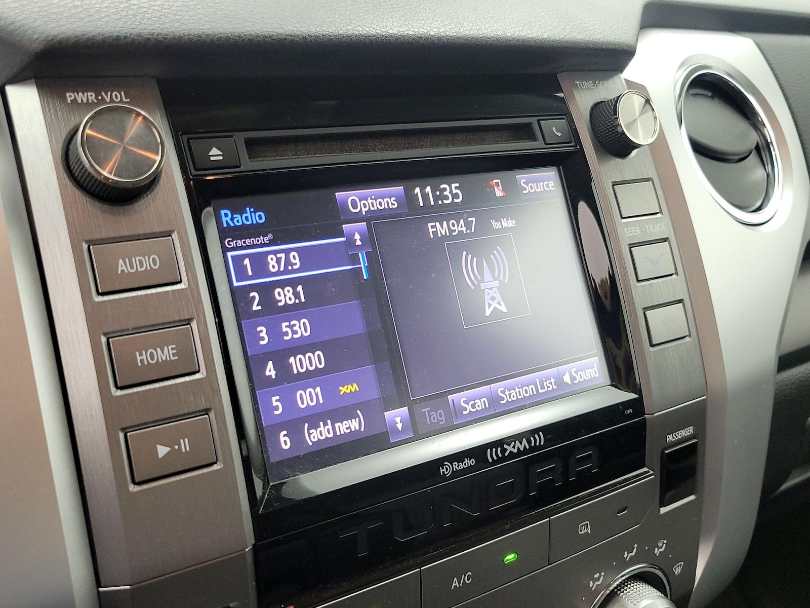 2014 Toyota Tundra SR5 - Photo 16