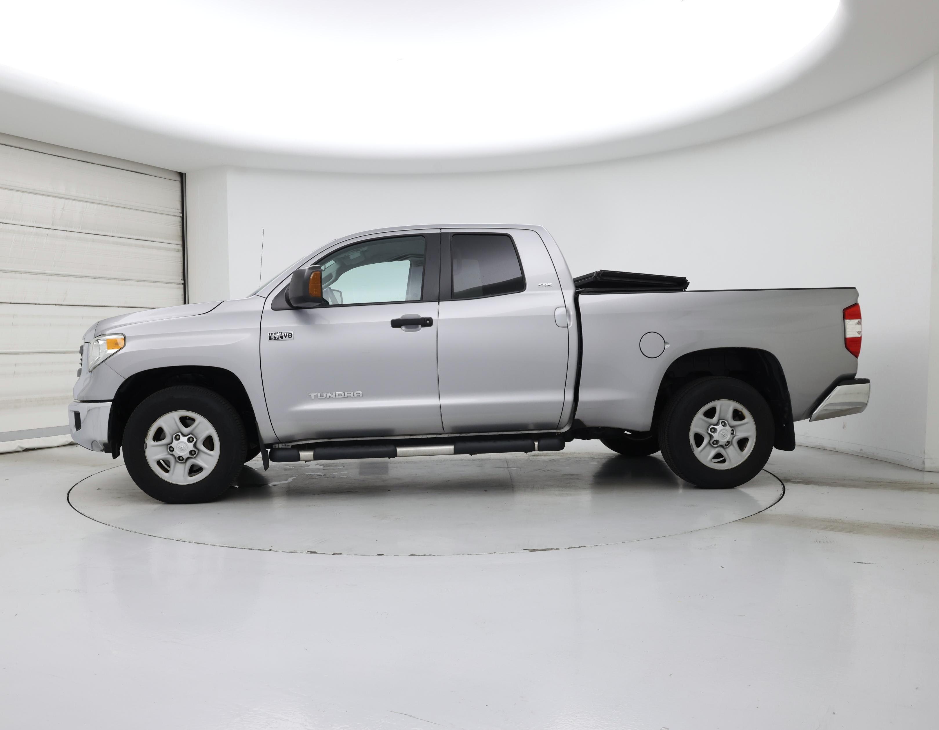 Thumbnail: 2014 Toyota Tundra - 3