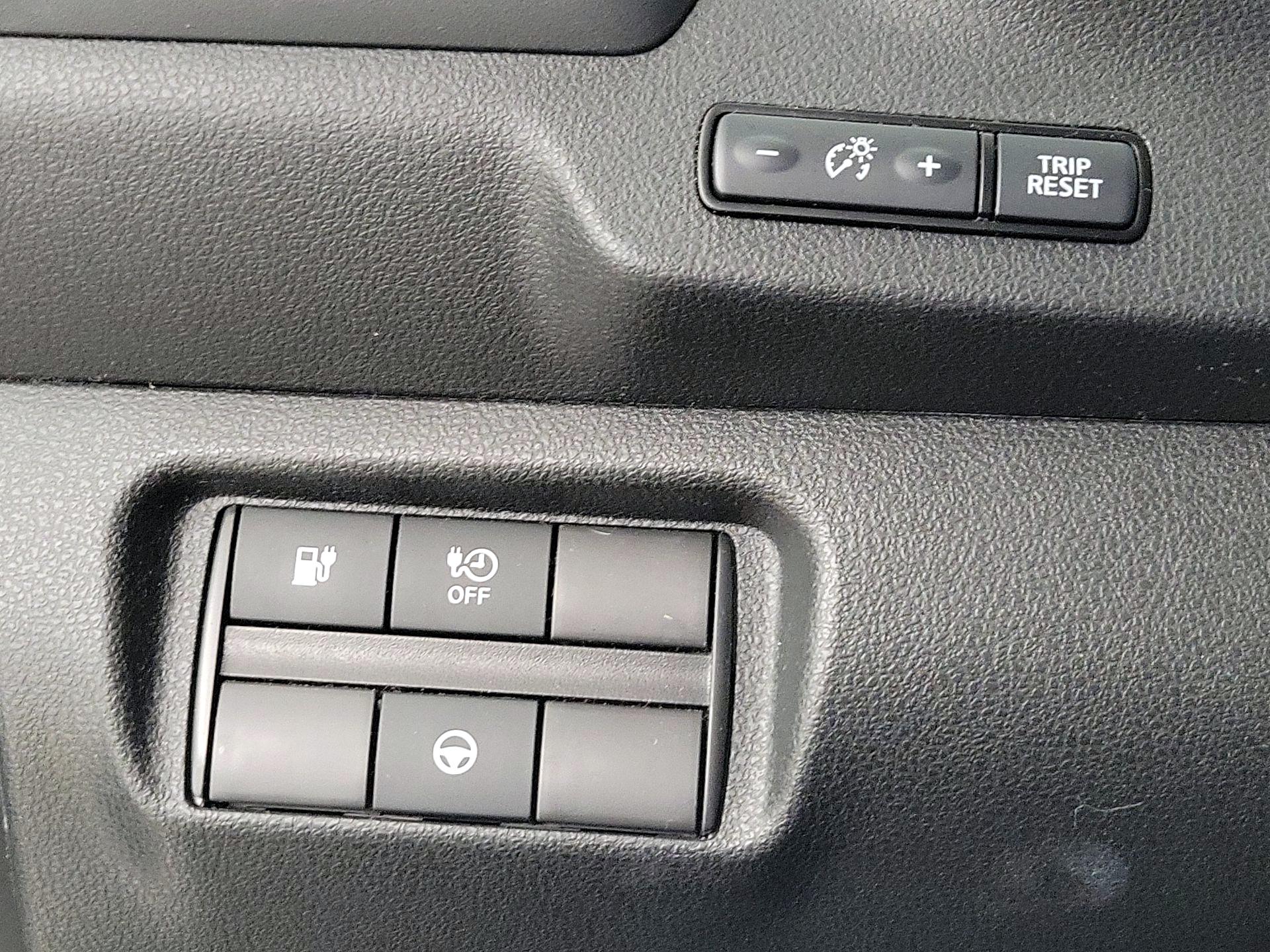 Thumbnail: 2020 Nissan Leaf - 13