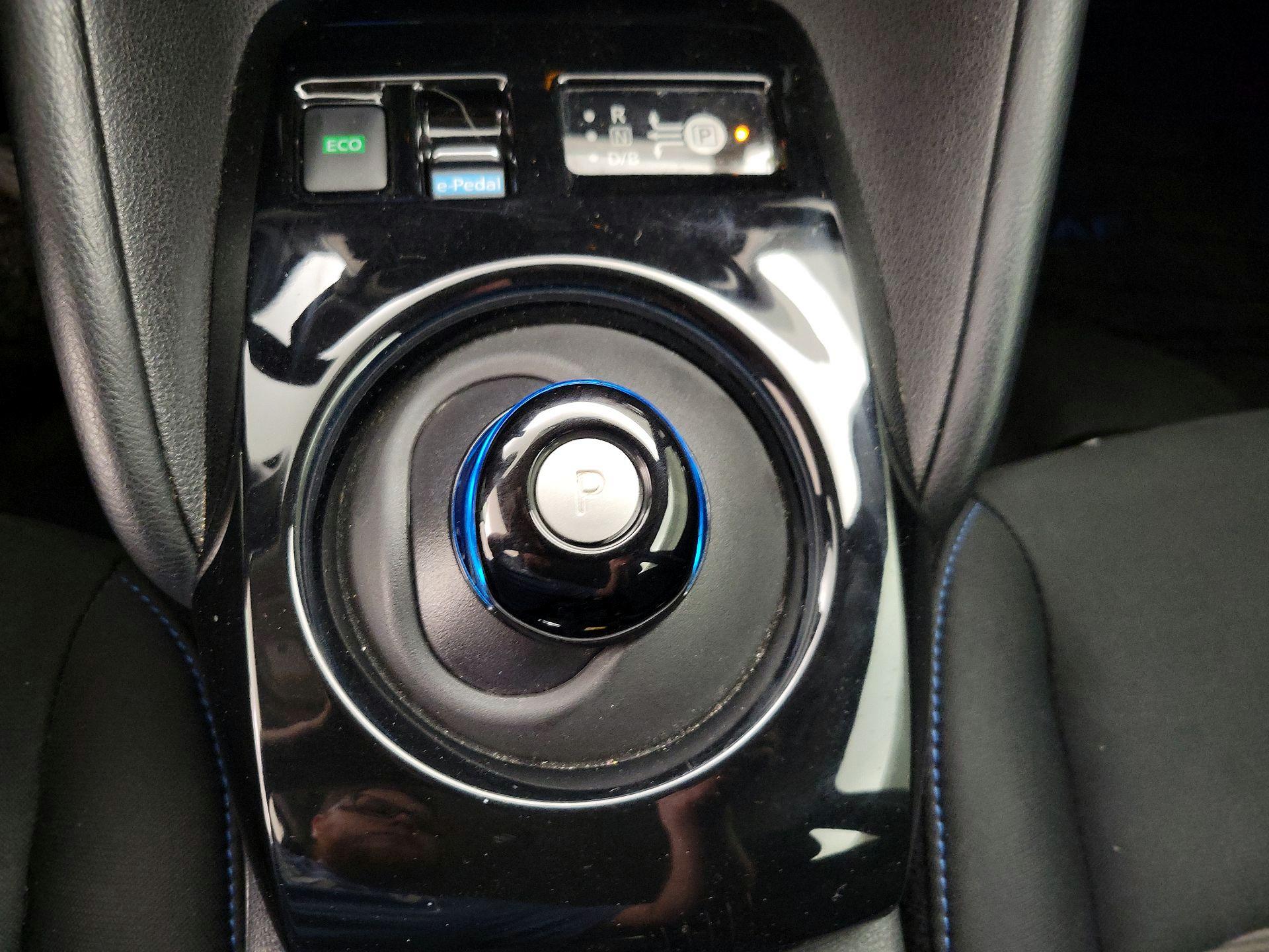 Thumbnail: 2020 Nissan Leaf - 18