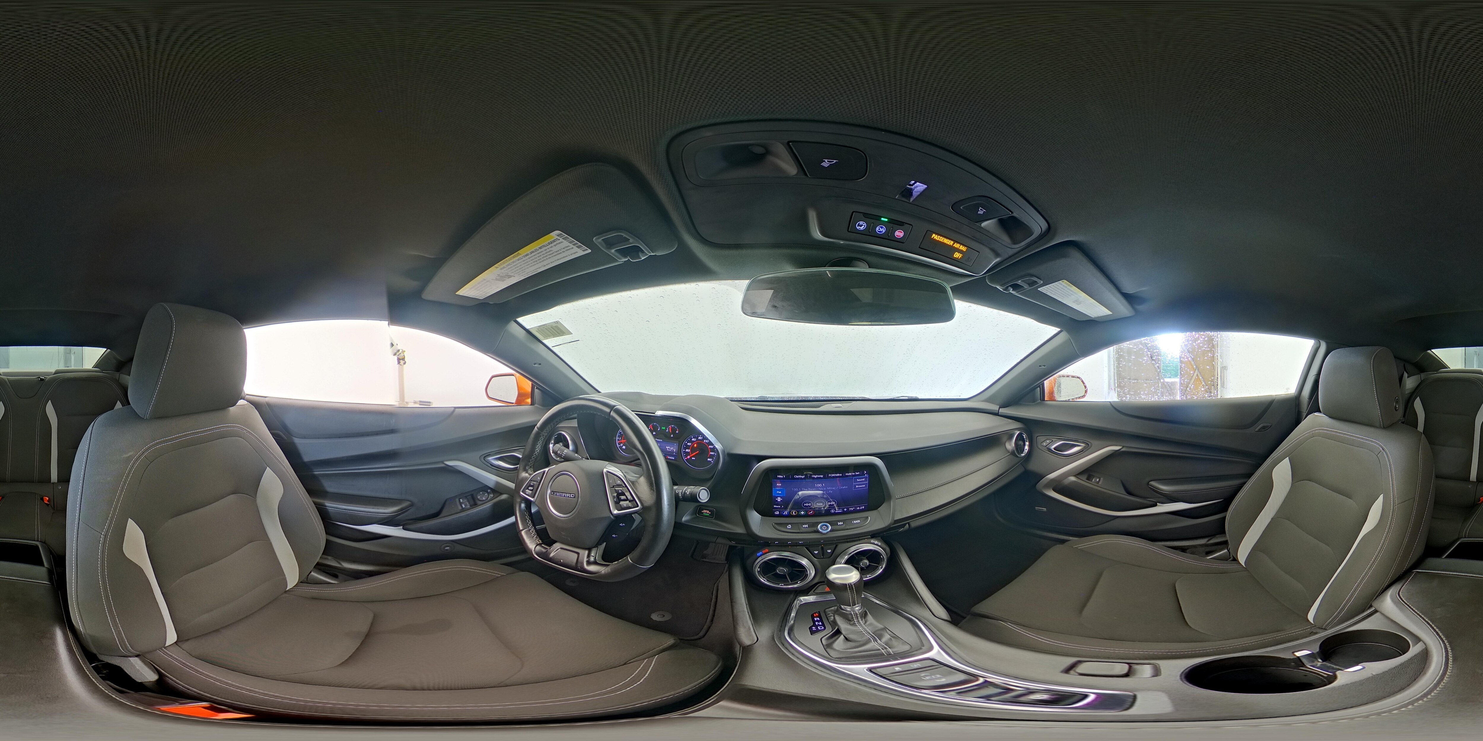2022 Chevrolet Camaro LT1 - Photo 22