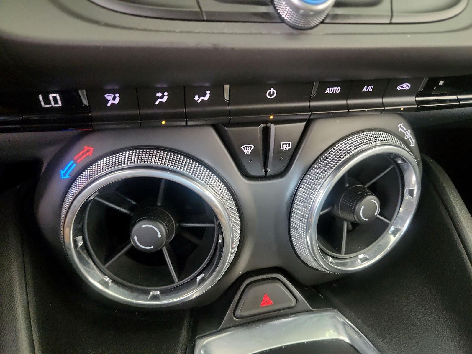 2022 Chevrolet Camaro LT1 - Photo 16