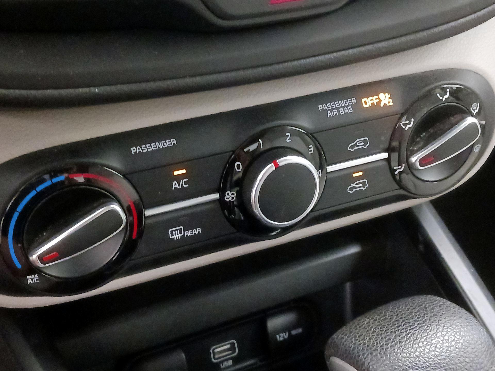 Thumbnail: 2022 Kia Soul - 16