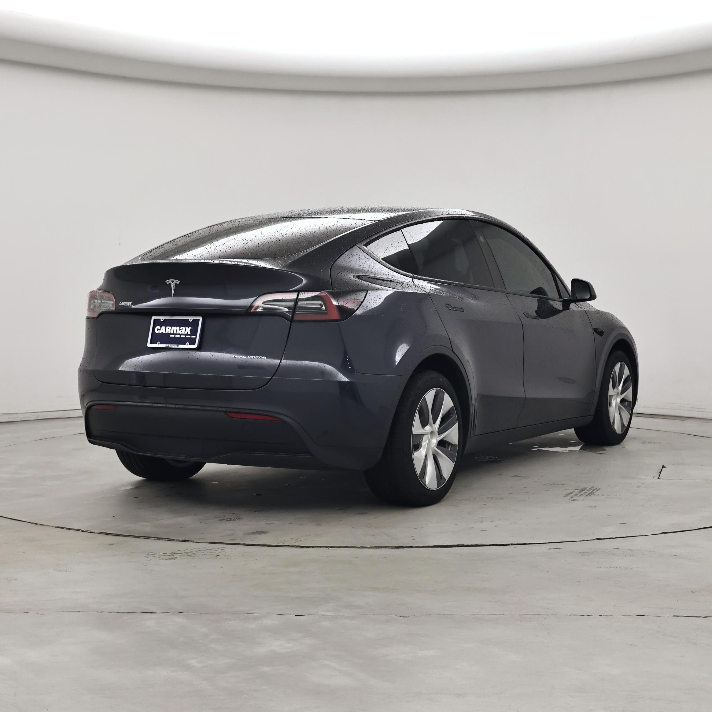 Thumbnail: 2024 Tesla Model Y - 8