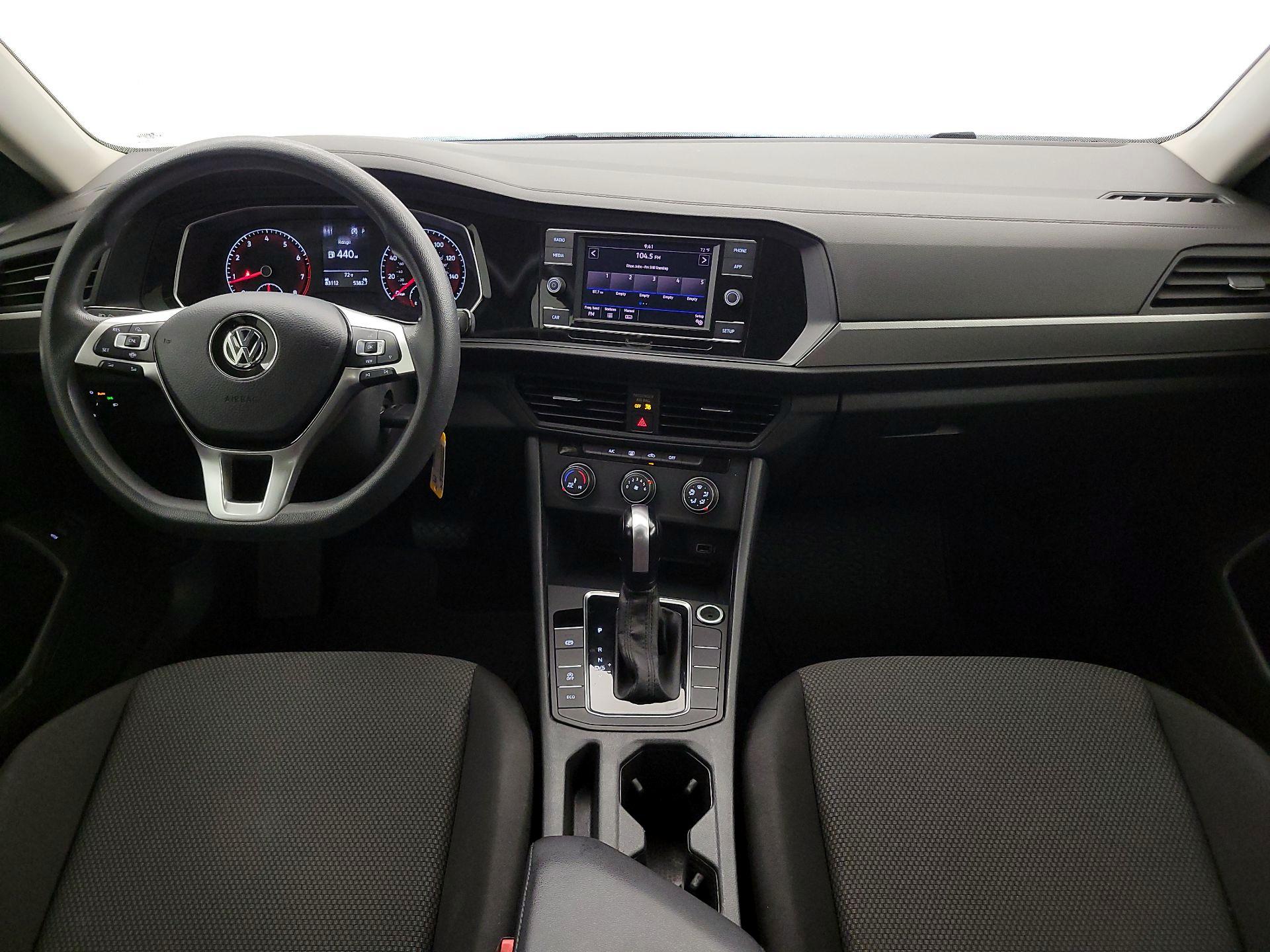 Thumbnail: 2019 Volkswagen Jetta - 9