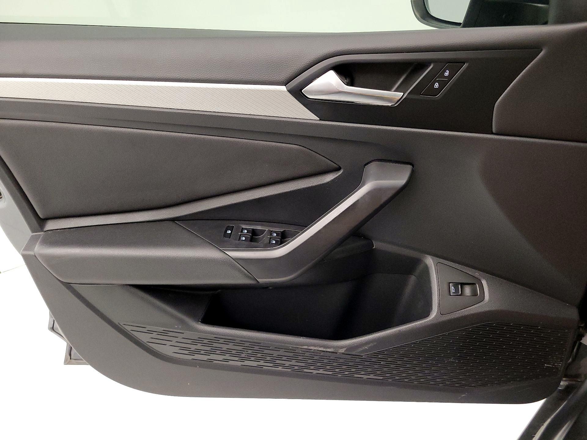 Thumbnail: 2019 Volkswagen Jetta - 12