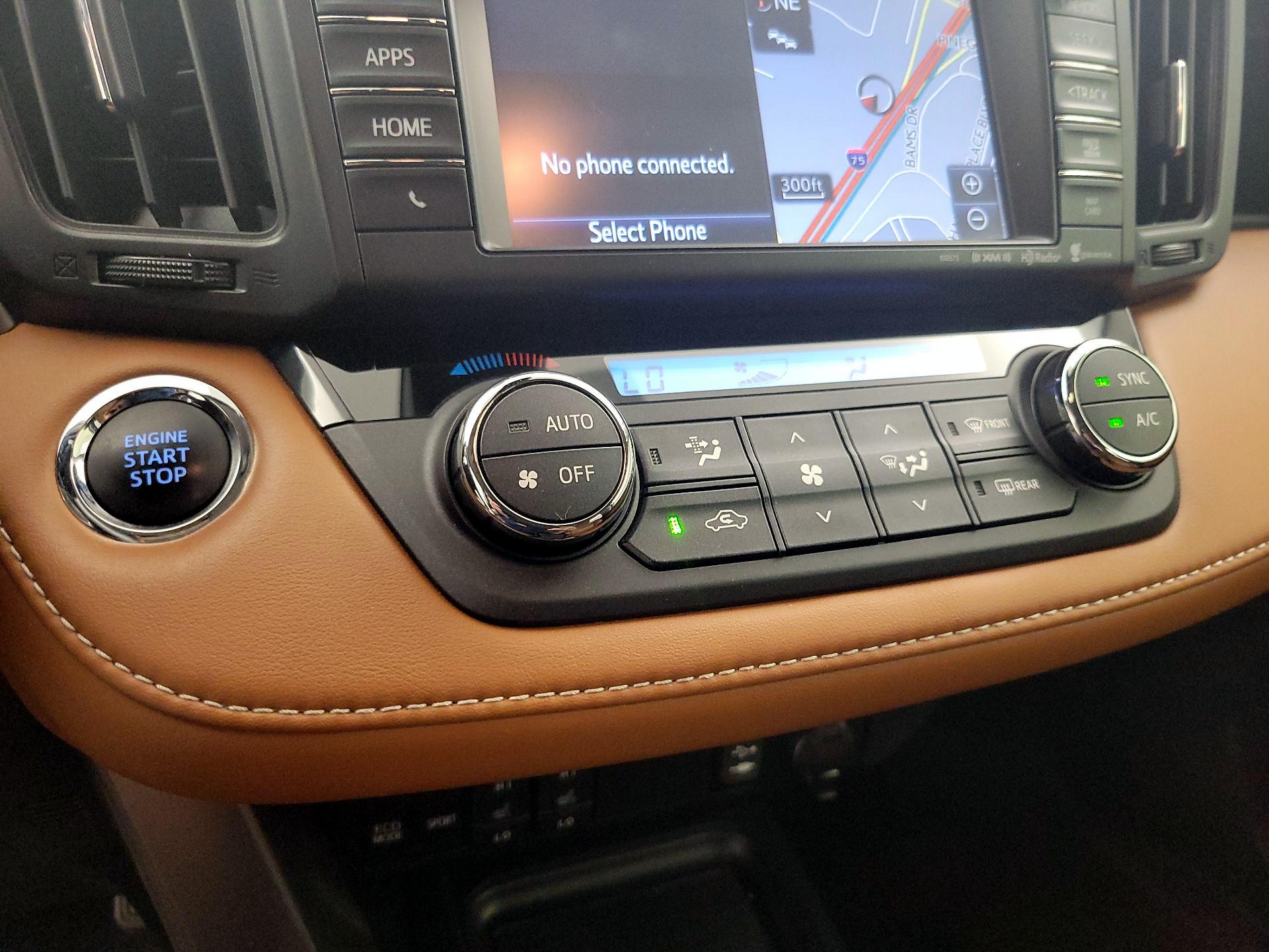 Thumbnail: 2018 Toyota RAV4 - 16