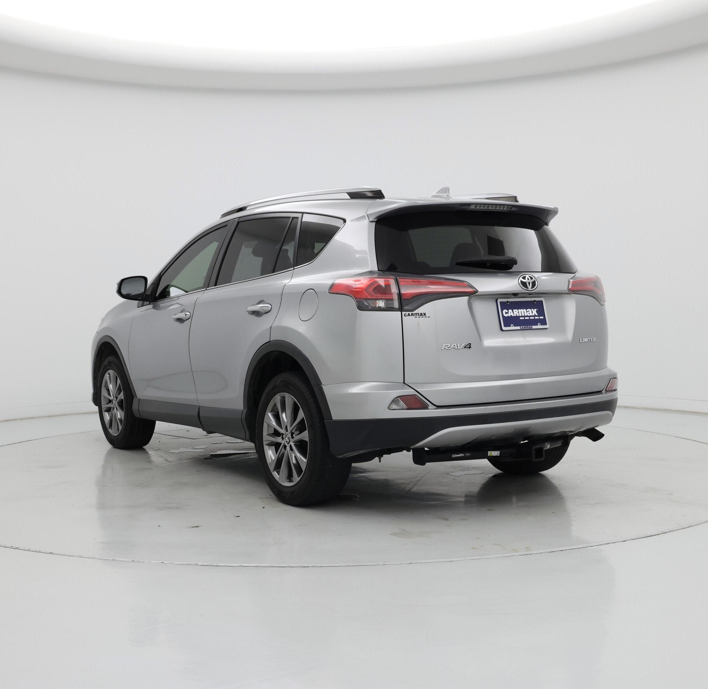 Thumbnail: 2018 Toyota RAV4 - 2