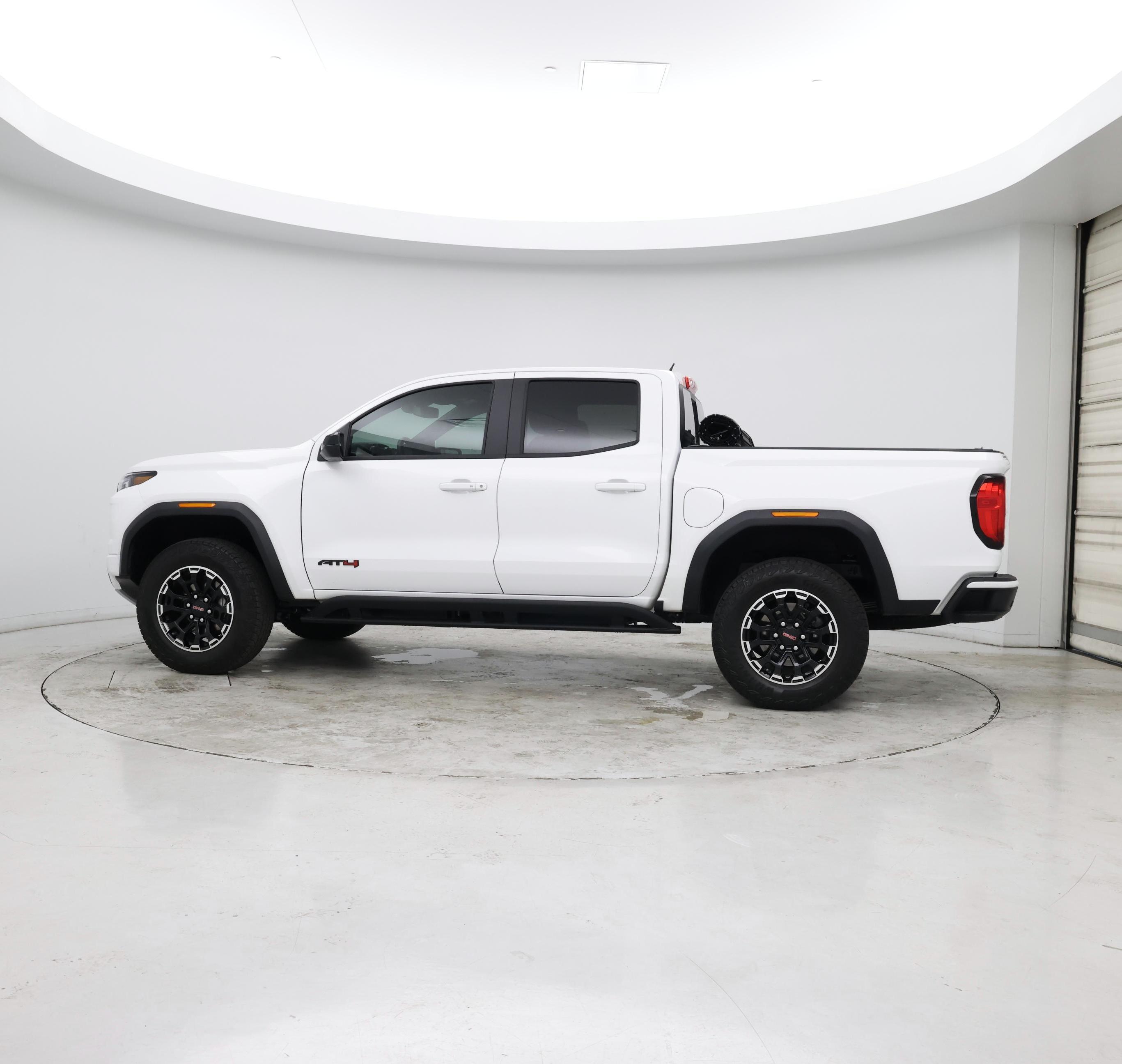 Thumbnail: 2026 GMC Canyon - 3