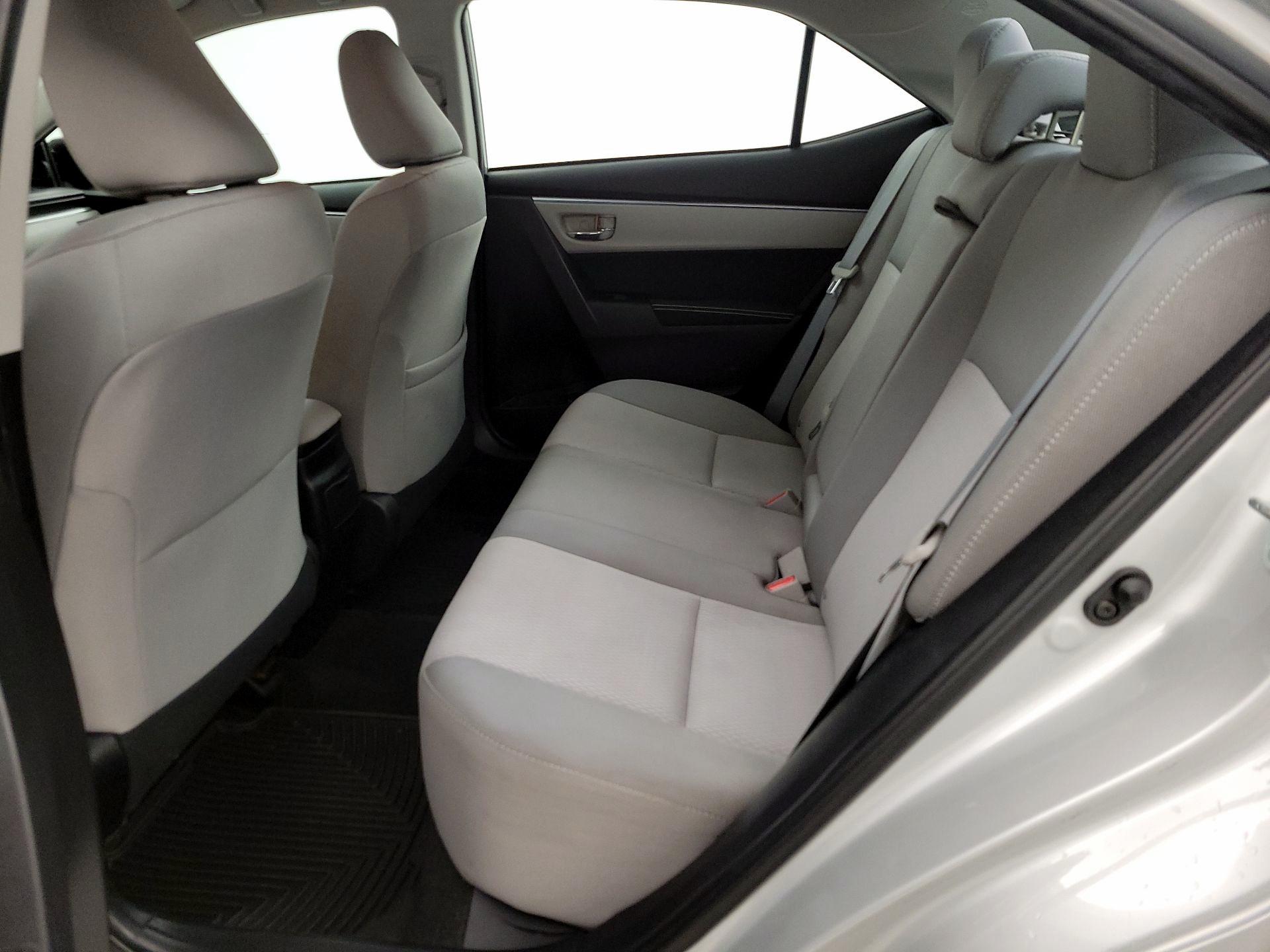 Thumbnail: 2015 Toyota Corolla - 19