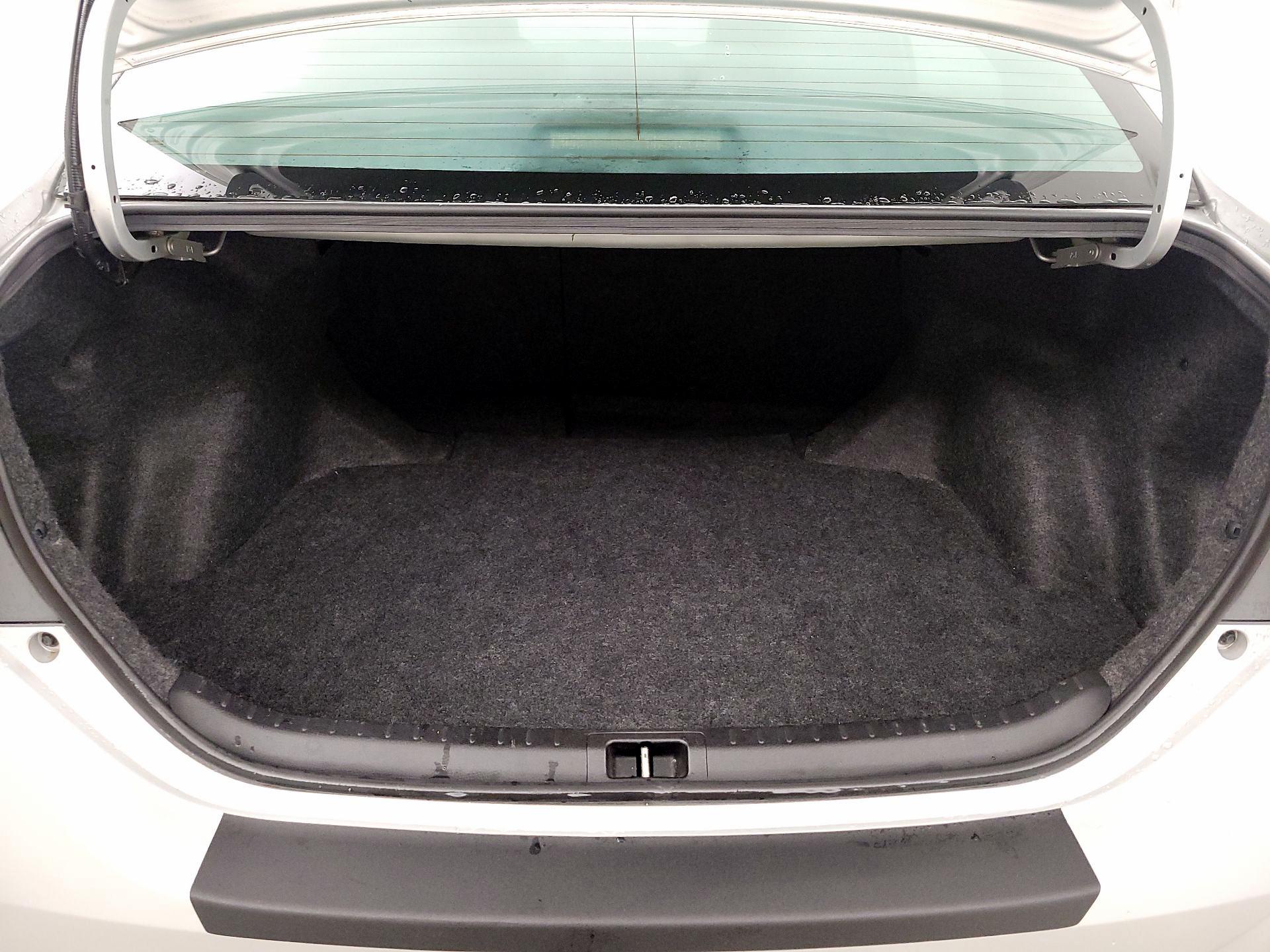 Thumbnail: 2015 Toyota Corolla - 20