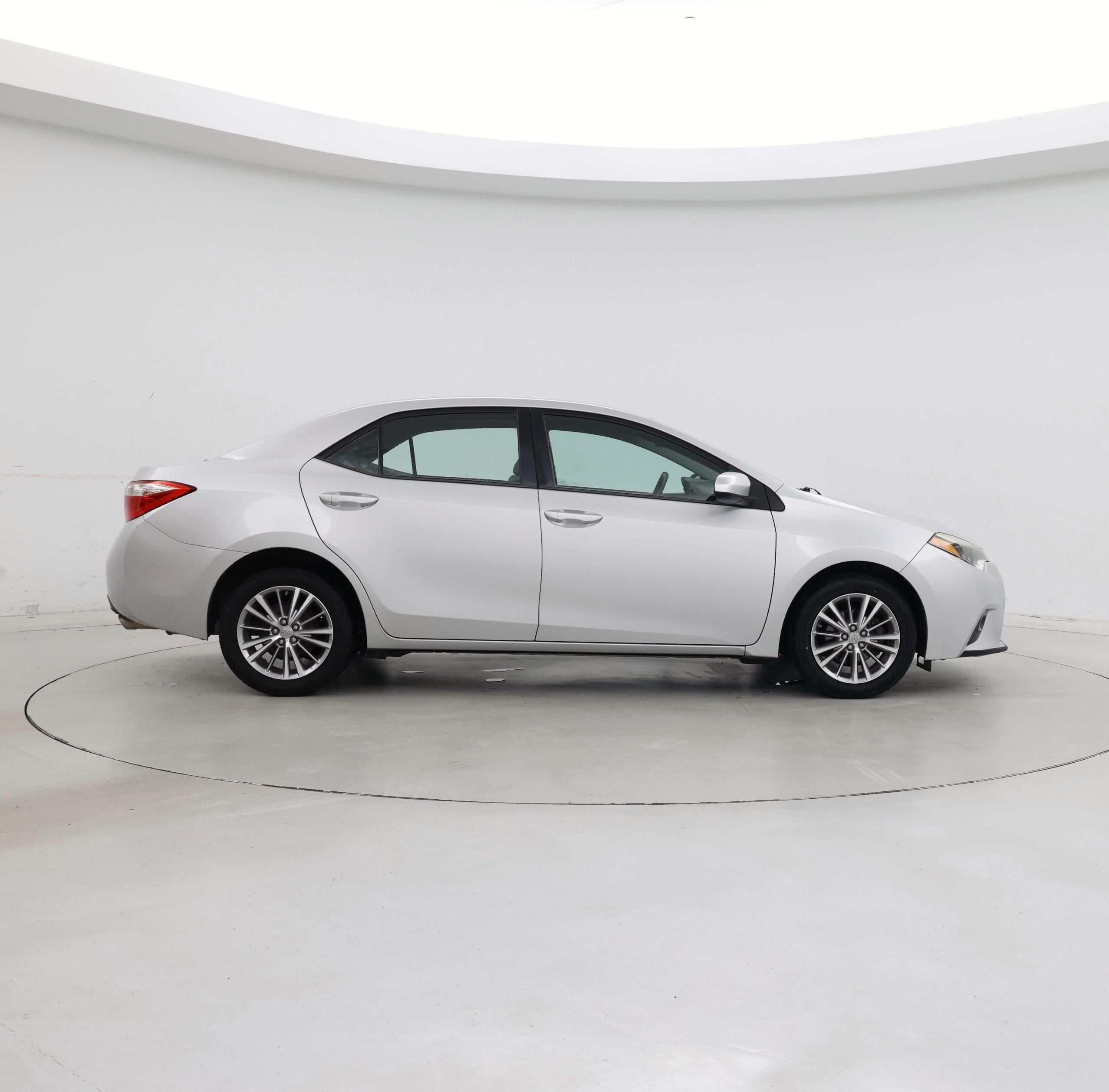 Thumbnail: 2015 Toyota Corolla - 7