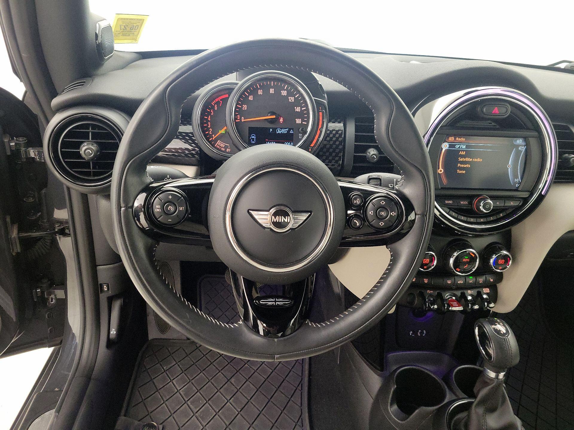 Thumbnail: 2018 MINI Cooper - 10
