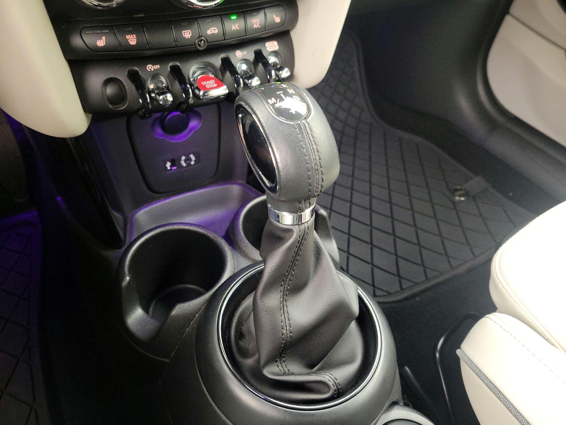Thumbnail: 2018 MINI Cooper - 17