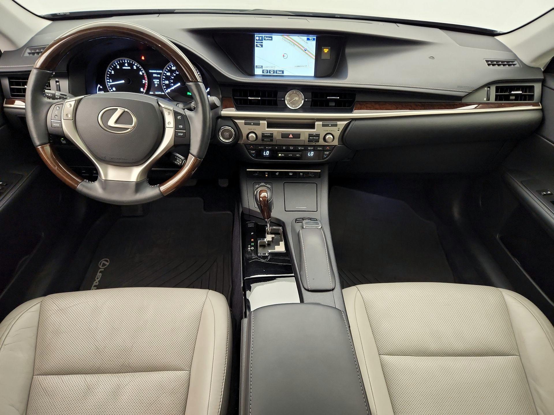 Thumbnail: 2015 Lexus ES - 9