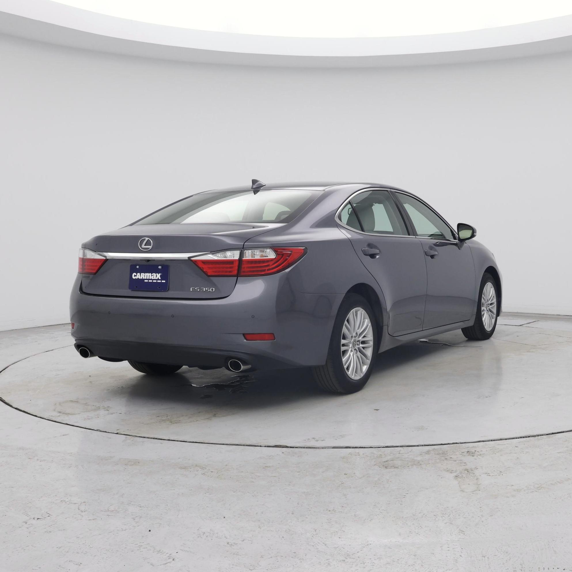 Thumbnail: 2015 Lexus ES - 8